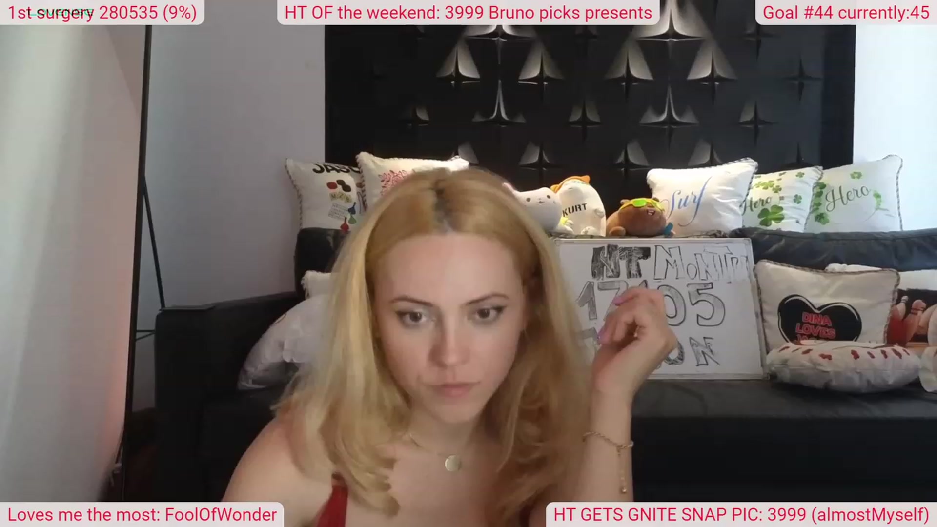 Gallery image thumbnail from DinasLibrary's myfreecams stream on, 08/19/2023, 09:11 image 18 of 20
