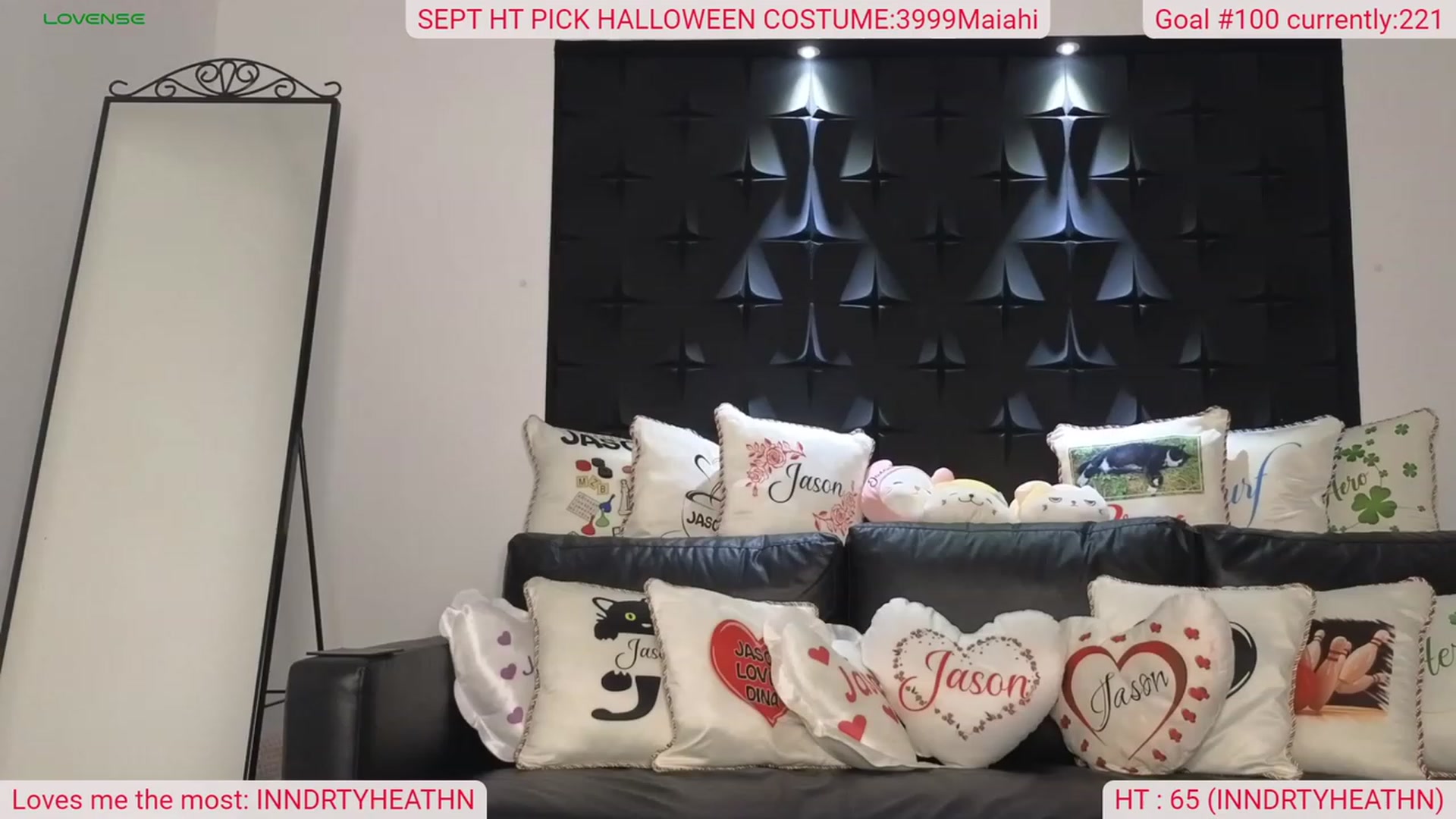 Gallery image thumbnail from DinasLibrary's myfreecams stream on, 09/11/2023, 02:51 image 9 of 20