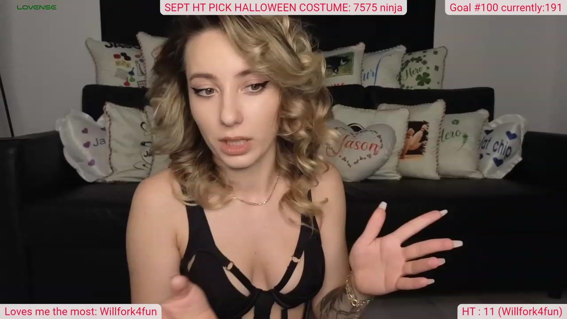 Gallery image thumbnail from DinasLibrary's myfreecams stream on, 09/25/2023, 03:52 image 2 of 20
