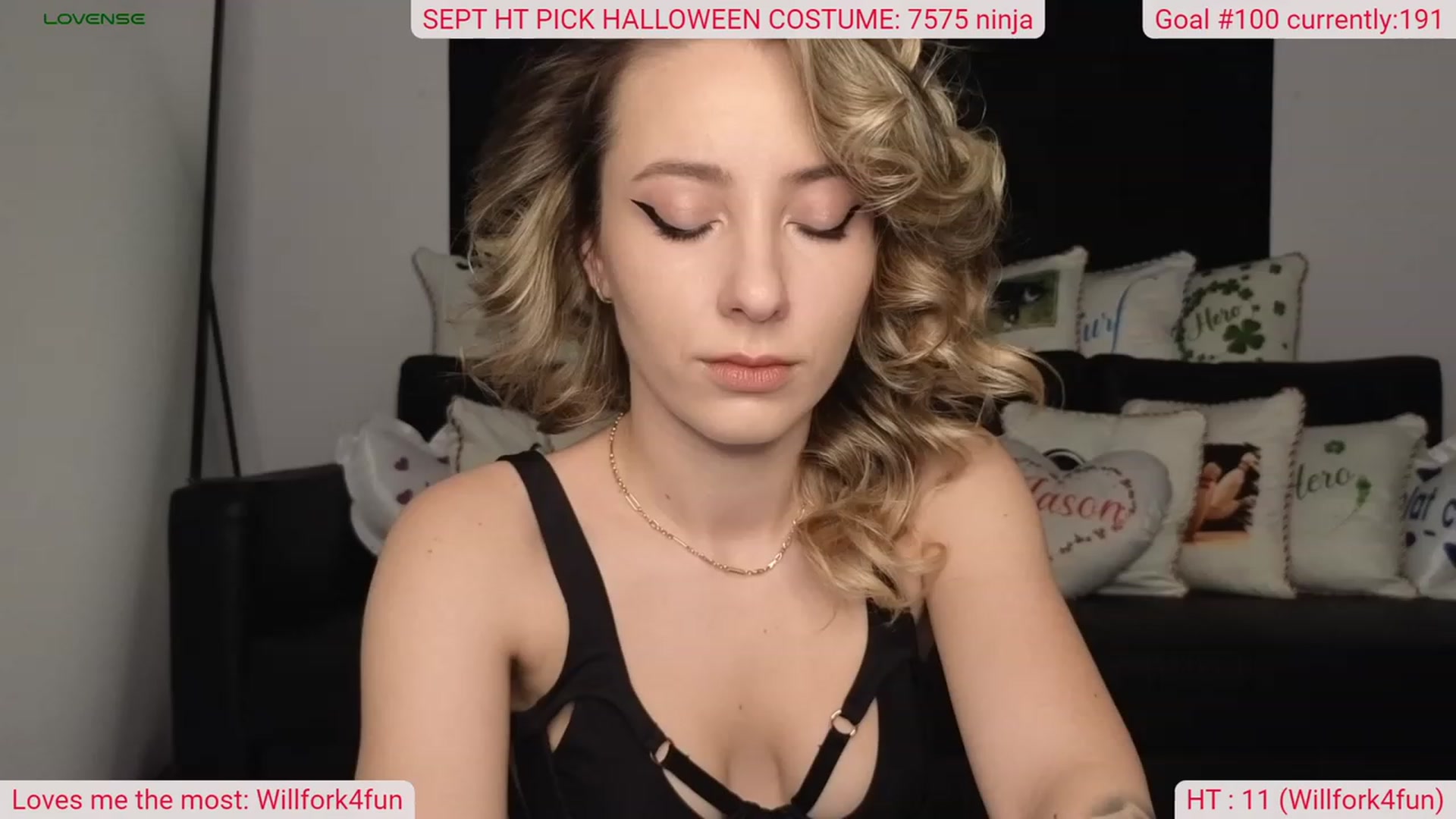 Gallery image thumbnail from DinasLibrary's myfreecams stream on, 09/25/2023, 03:52 image 3 of 20