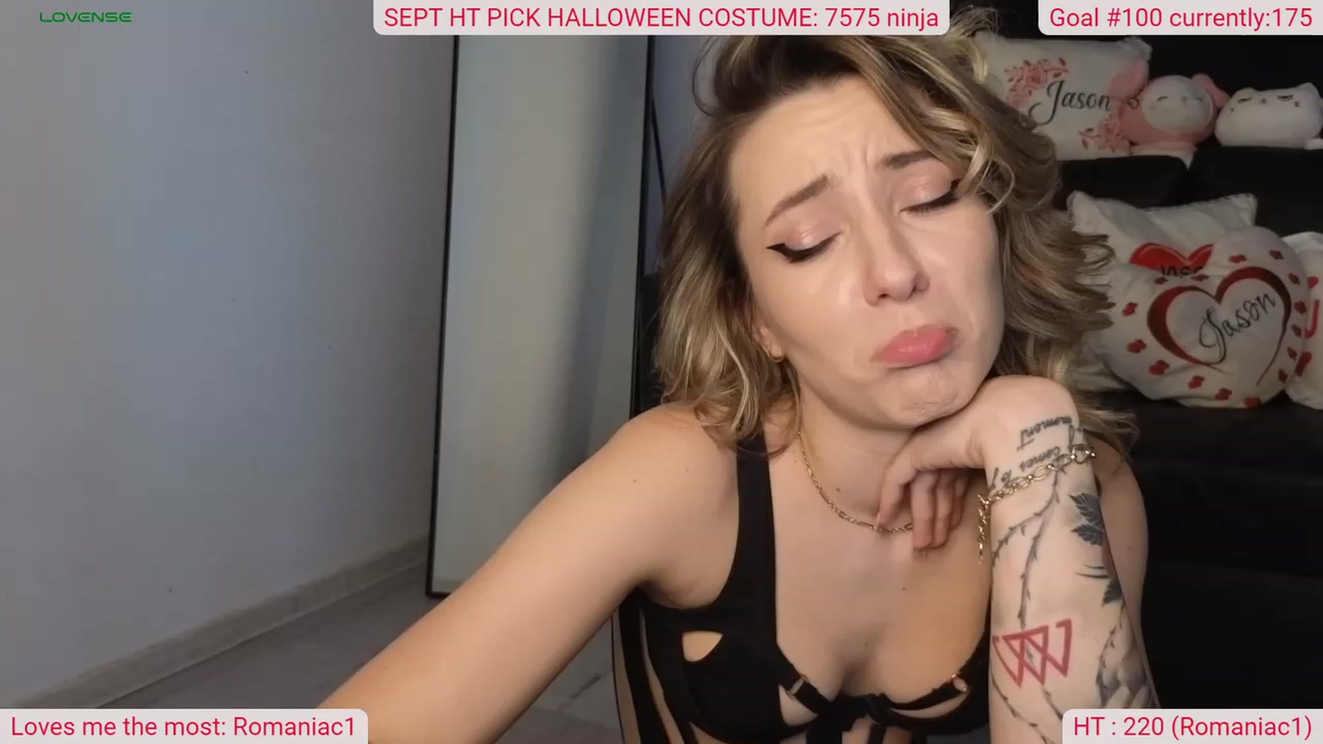 Gallery image thumbnail from DinasLibrary's myfreecams stream on, 09/25/2023, 06:24 image 3 of 20