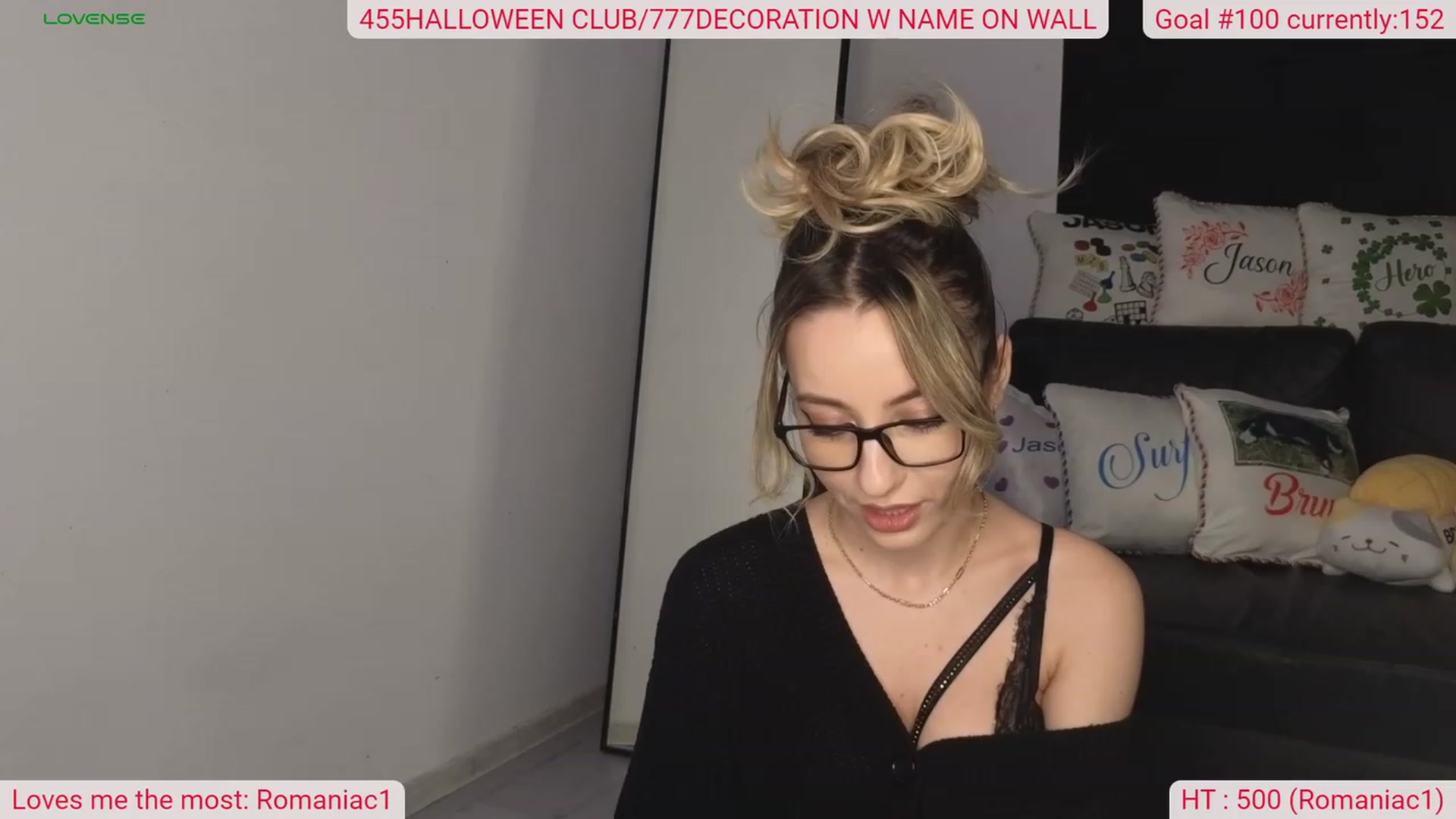Gallery image thumbnail from DinasLibrary's myfreecams stream on, 10/07/2023, 03:16 image 10 of 20