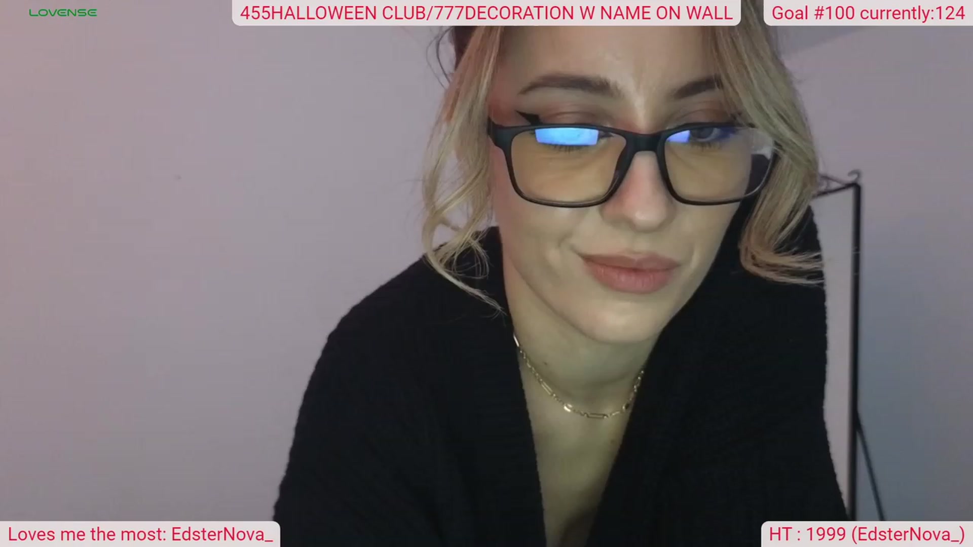 Gallery image thumbnail from DinasLibrary's myfreecams stream on, 10/07/2023, 08:23 image 7 of 20
