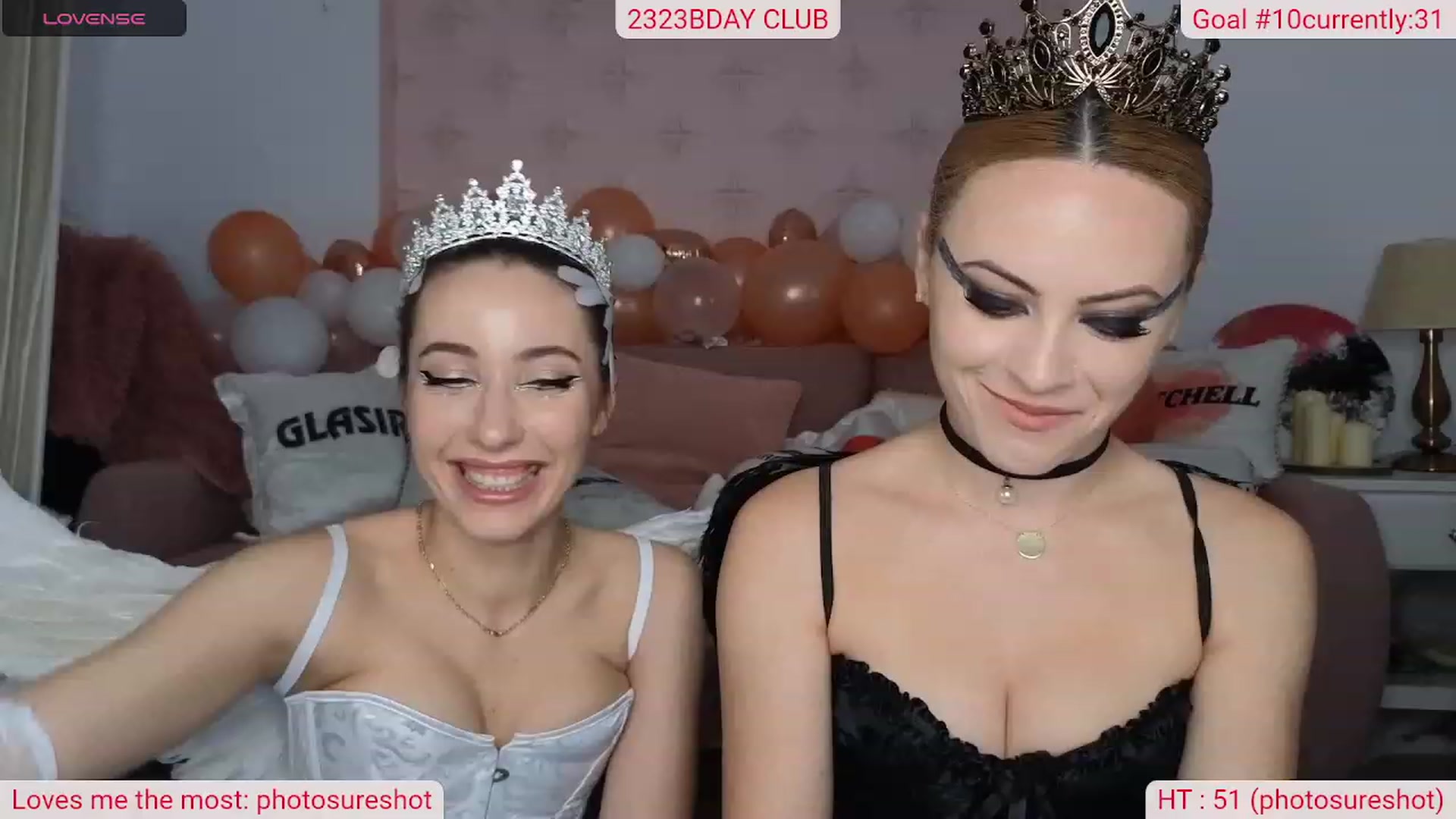 Gallery image thumbnail from DinasLibrary's myfreecams stream on, 11/01/2023, 05:23 image 18 of 20