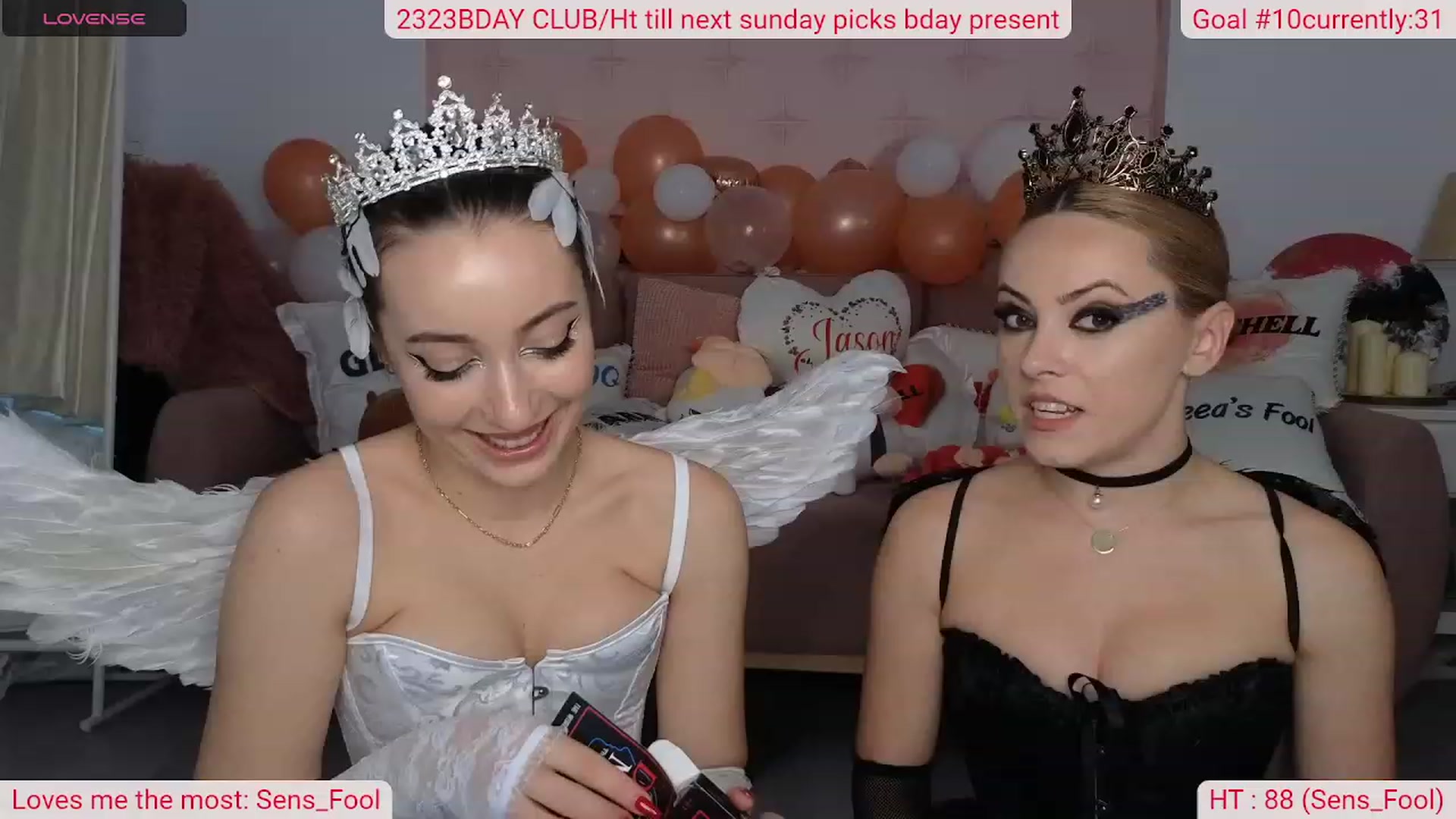 Gallery image thumbnail from DinasLibrary's myfreecams stream on, 11/01/2023, 05:58 image 4 of 20