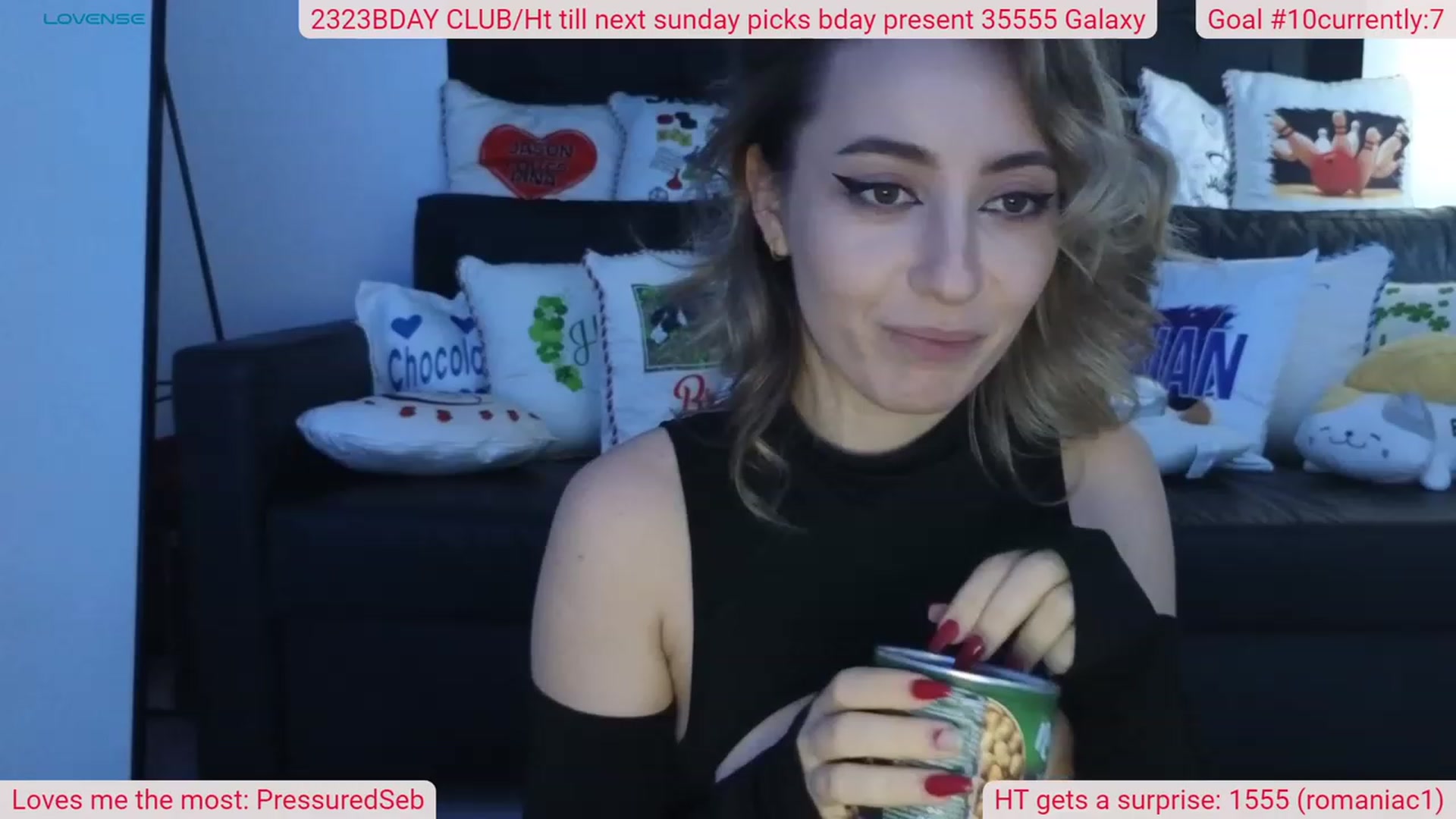 Gallery image thumbnail from DinasLibrary's myfreecams stream on, 11/09/2023, 07:34 image 20 of 20