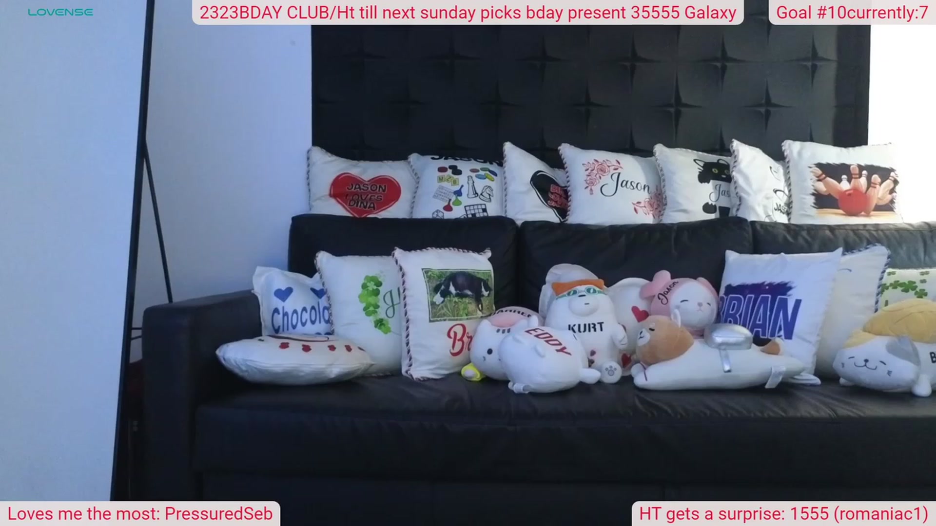 Gallery image thumbnail from DinasLibrary's myfreecams stream on, 11/09/2023, 07:34 image 19 of 20