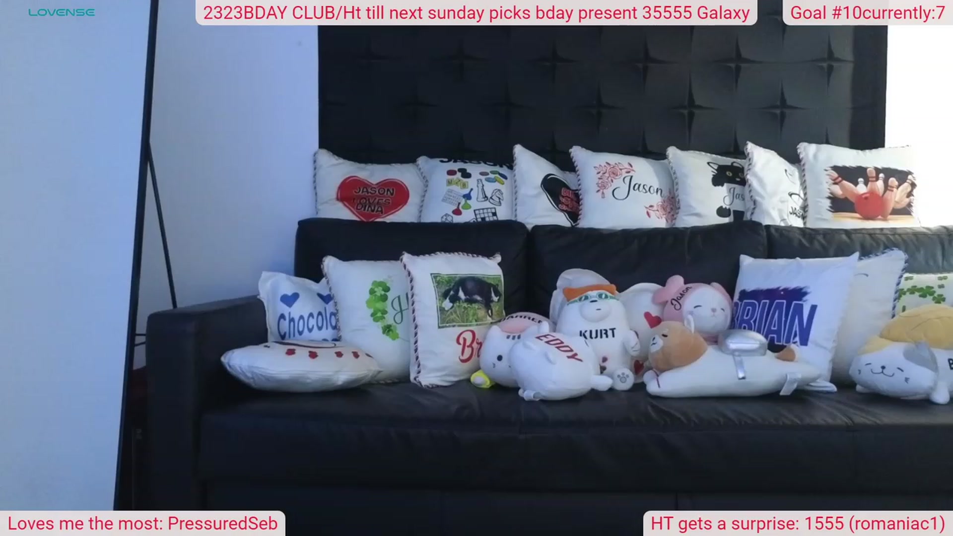 Gallery image thumbnail from DinasLibrary's myfreecams stream on, 11/09/2023, 07:34 image 18 of 20