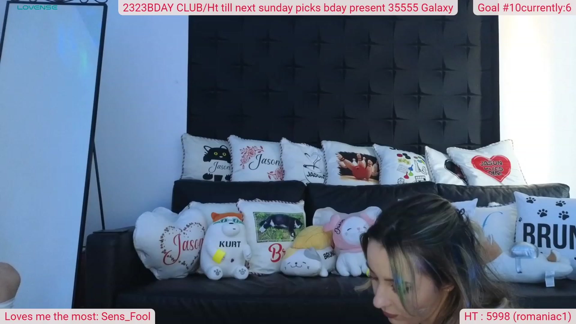 Gallery image thumbnail from DinasLibrary's myfreecams stream on, 11/10/2023, 07:52 image 12 of 20
