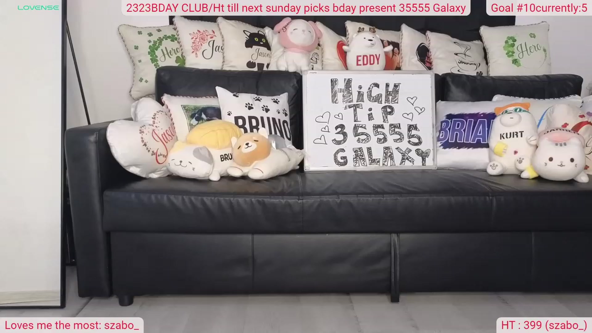 Gallery image thumbnail from DinasLibrary's myfreecams stream on, 11/12/2023, 04:53 image 10 of 20