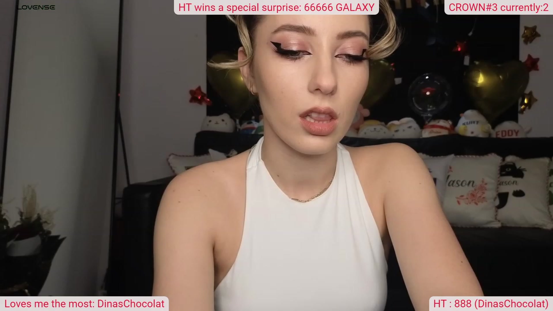 Gallery image thumbnail from DinasLibrary's myfreecams stream on, 11/25/2023, 04:53 image 3 of 20
