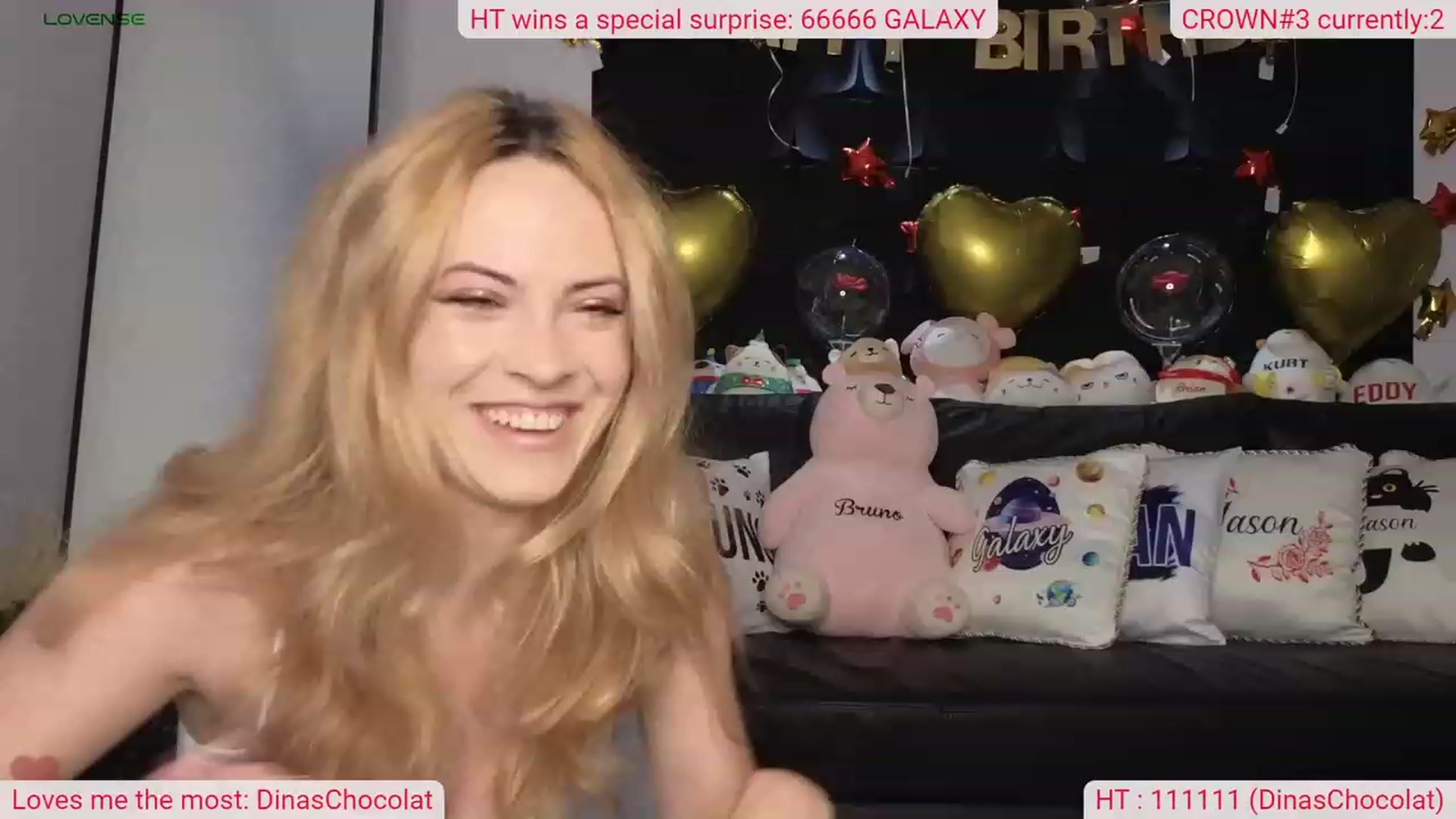 Gallery image thumbnail from DinasLibrary's myfreecams stream on, 11/25/2023, 04:53 image 11 of 20