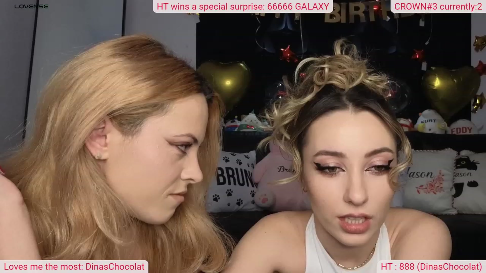 Gallery image thumbnail from DinasLibrary's myfreecams stream on, 11/25/2023, 04:53 image 9 of 20
