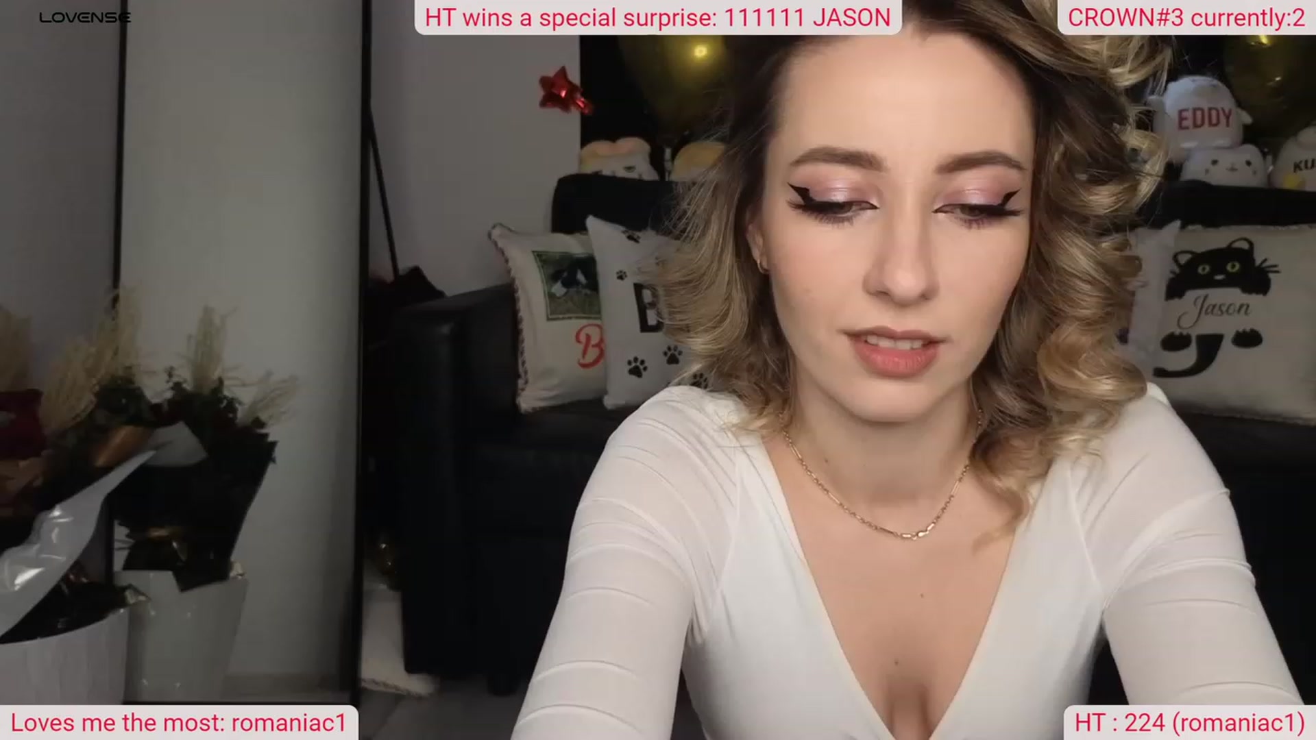 Gallery image thumbnail from DinasLibrary's myfreecams stream on, 11/26/2023, 04:06 image 17 of 20