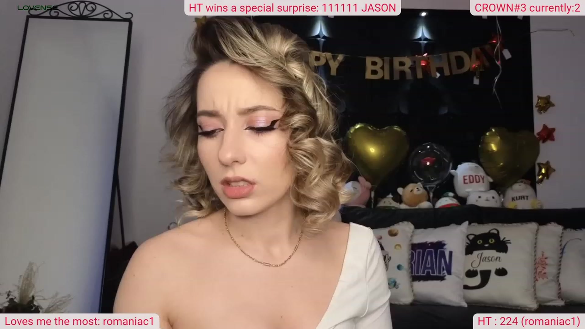 Gallery image thumbnail from DinasLibrary's myfreecams stream on, 11/26/2023, 04:06 image 5 of 20