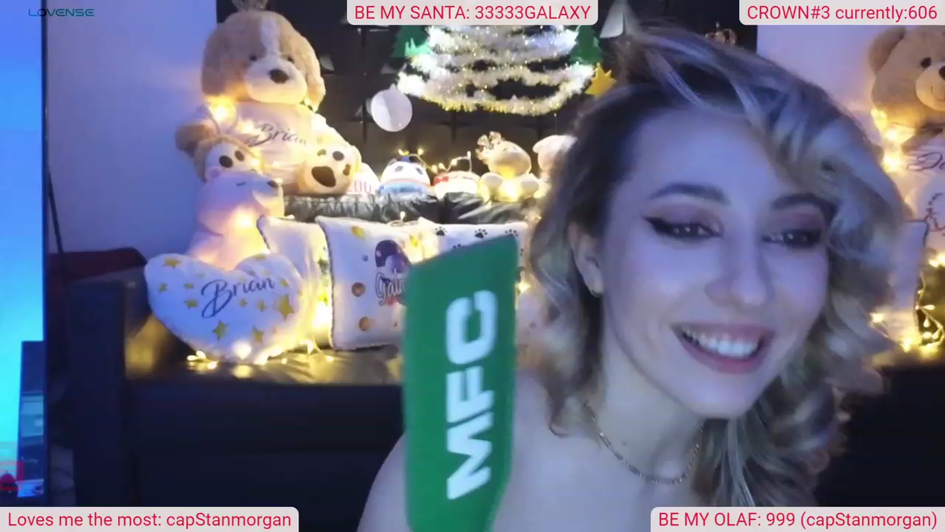 Gallery image thumbnail from DinasLibrary's myfreecams stream on, 12/16/2023, 07:08 image 2 of 20
