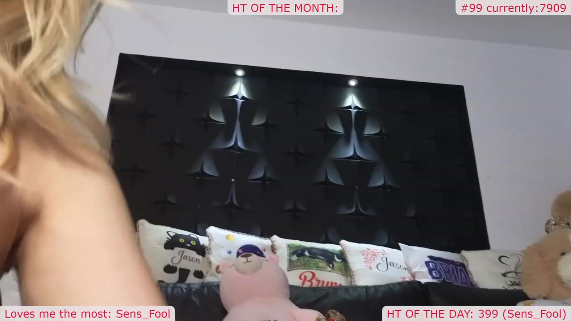 Gallery image thumbnail from DinasLibrary's myfreecams stream on, 01/11/2024, 04:20 image 5 of 20