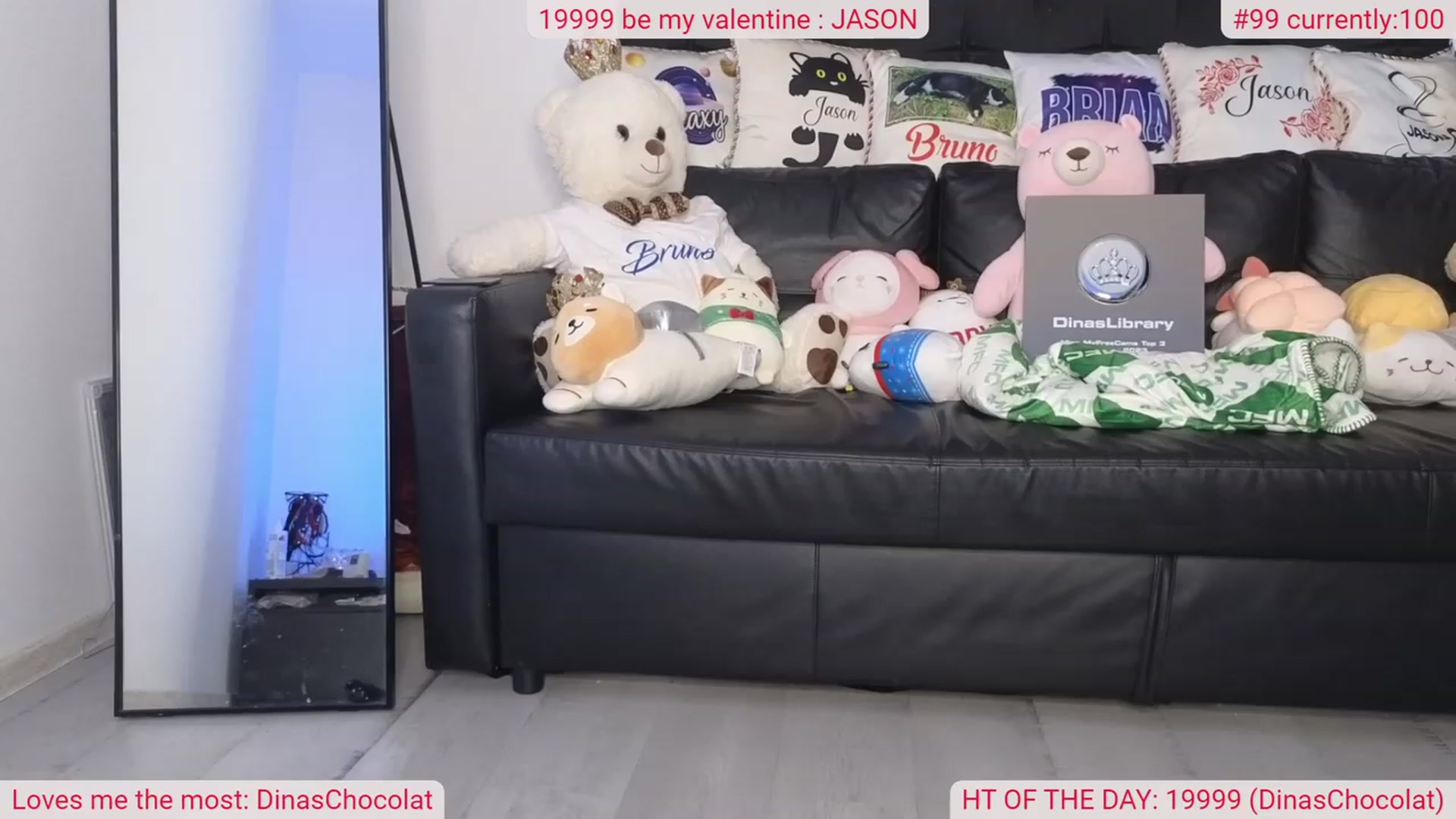 Gallery image thumbnail from DinasLibrary's myfreecams stream on, 02/03/2024, 06:29 image 5 of 20