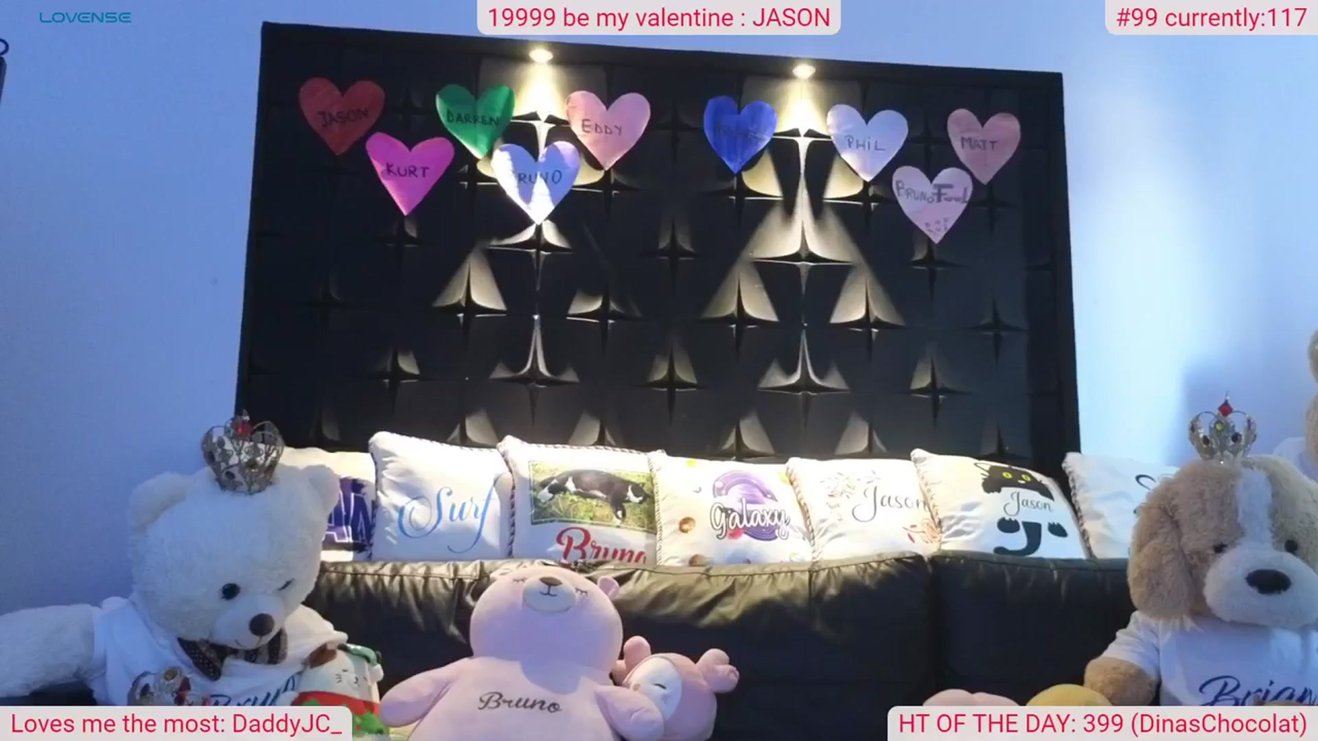Gallery image thumbnail from DinasLibrary's myfreecams stream on, 02/09/2024, 07:14 image 14 of 20