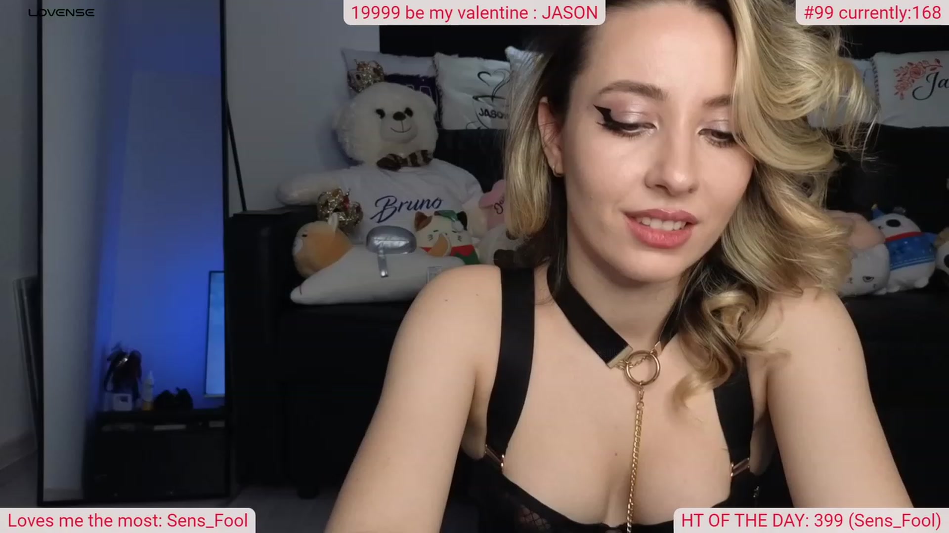 Gallery image thumbnail from DinasLibrary's myfreecams stream on, 02/24/2024, 06:54 image 10 of 20