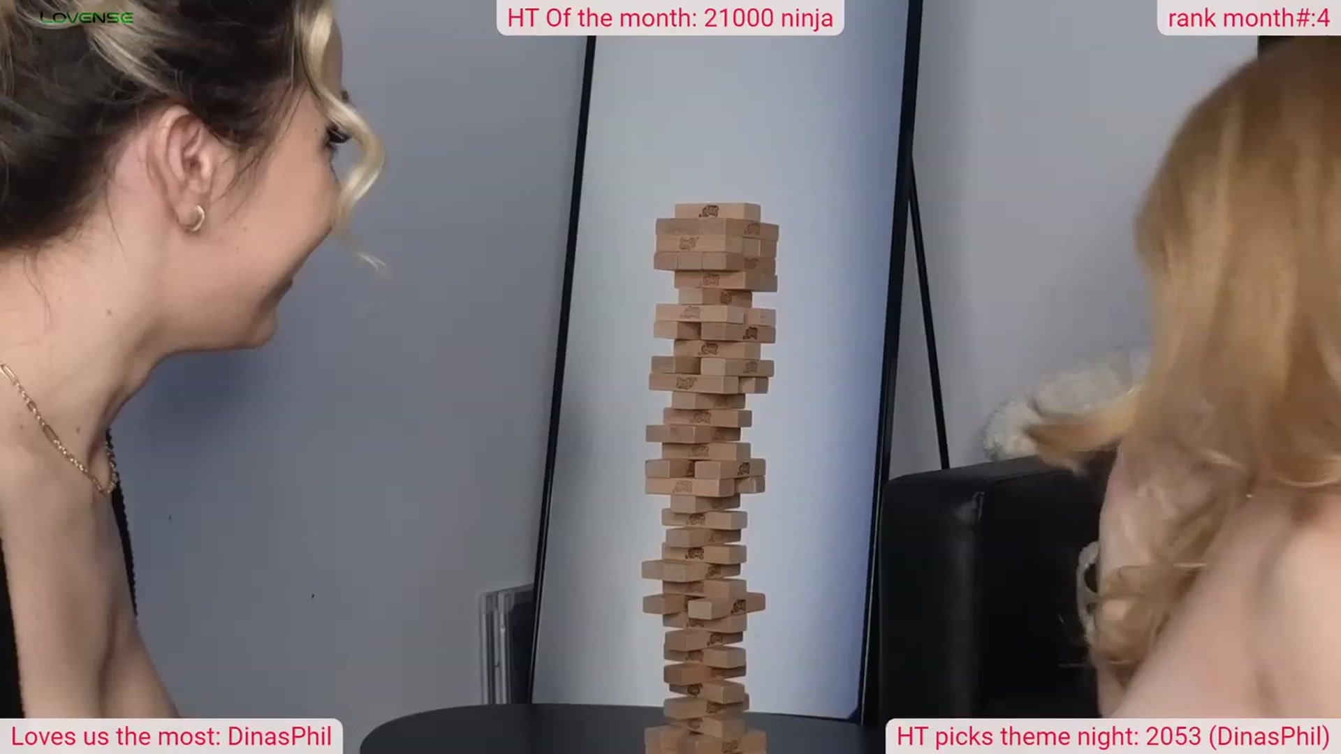 Gallery image thumbnail from DinasLibrary's myfreecams stream on, 03/03/2024, 06:28 image 18 of 20