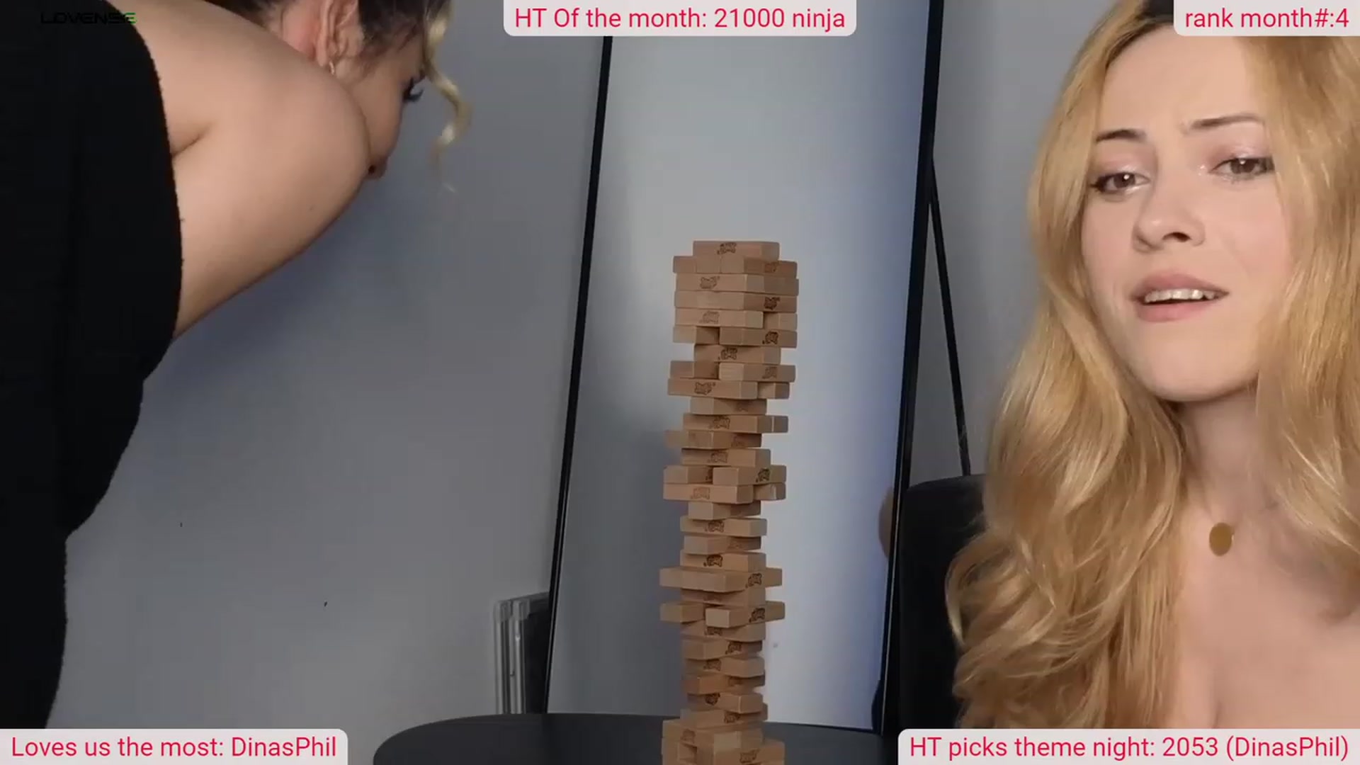 Gallery image thumbnail from DinasLibrary's myfreecams stream on, 03/03/2024, 06:28 image 16 of 20