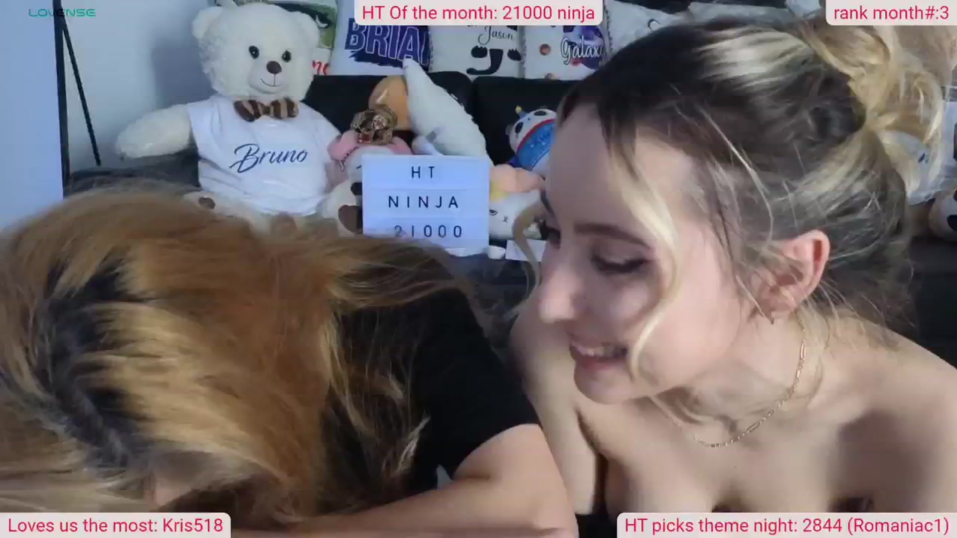 Gallery image thumbnail from DinasLibrary's myfreecams stream on, 03/03/2024, 11:26 image 8 of 20
