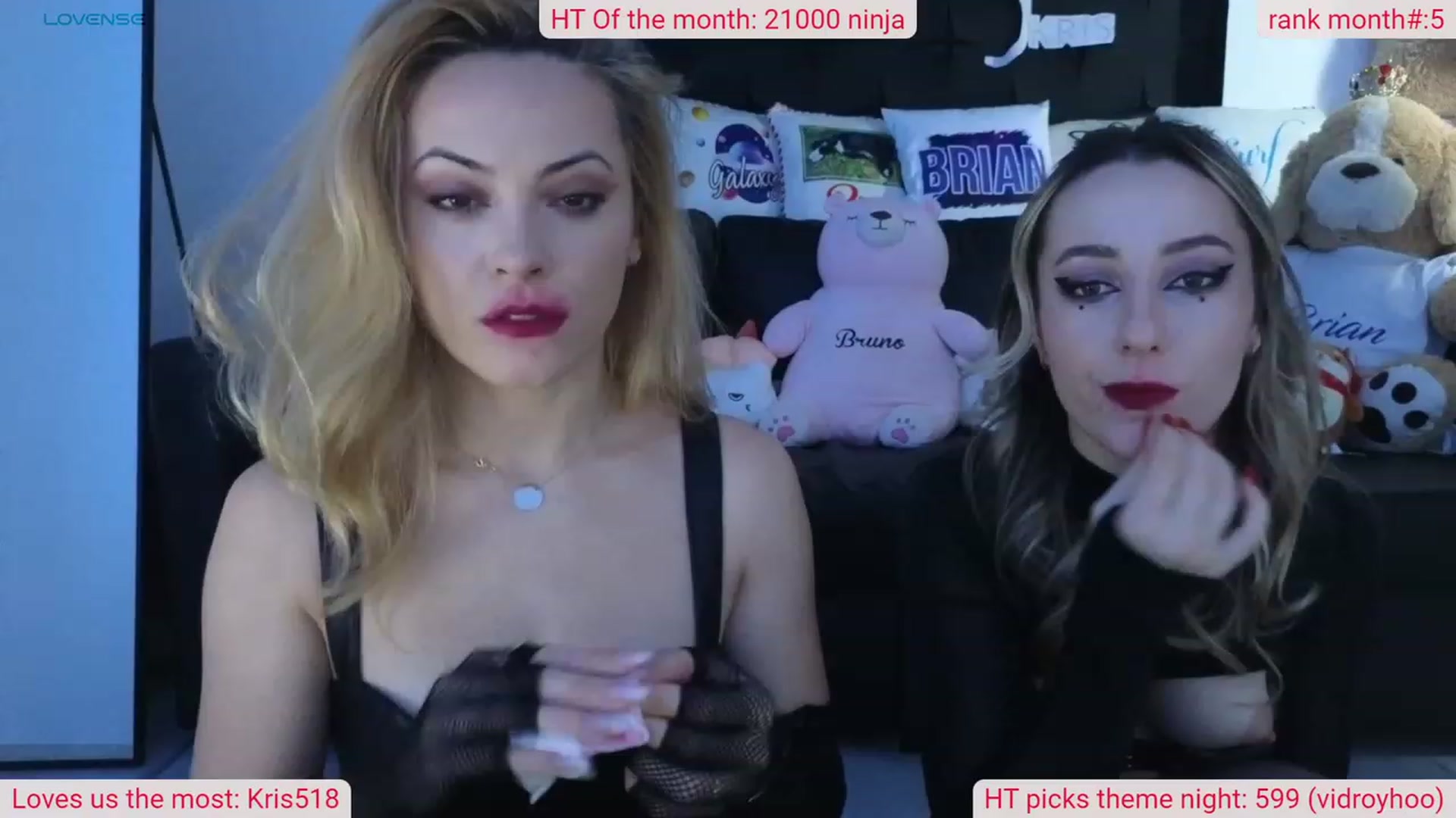 Gallery image thumbnail from DinasLibrary's myfreecams stream on, 03/04/2024, 06:03 image 16 of 20