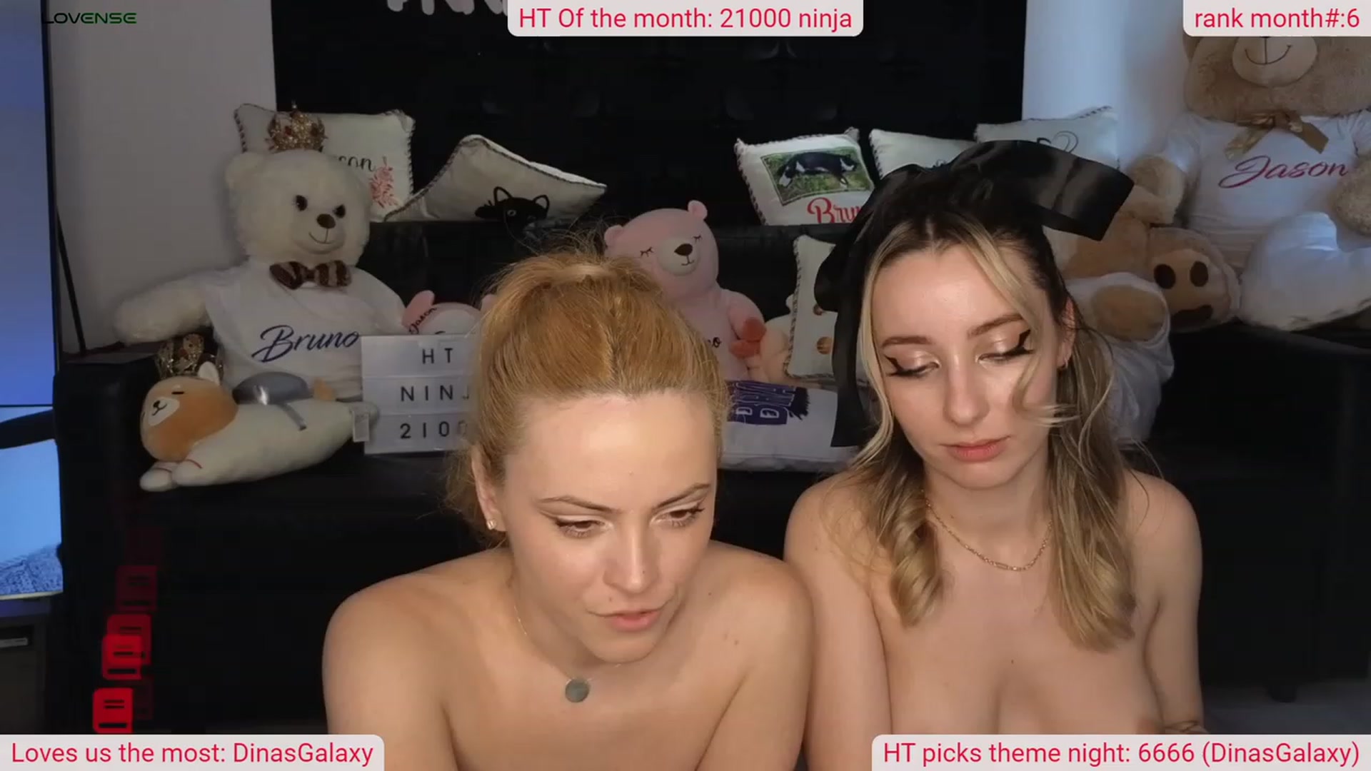 Gallery image thumbnail from DinasLibrary's myfreecams stream on, 03/17/2024, 07:43 image 15 of 20