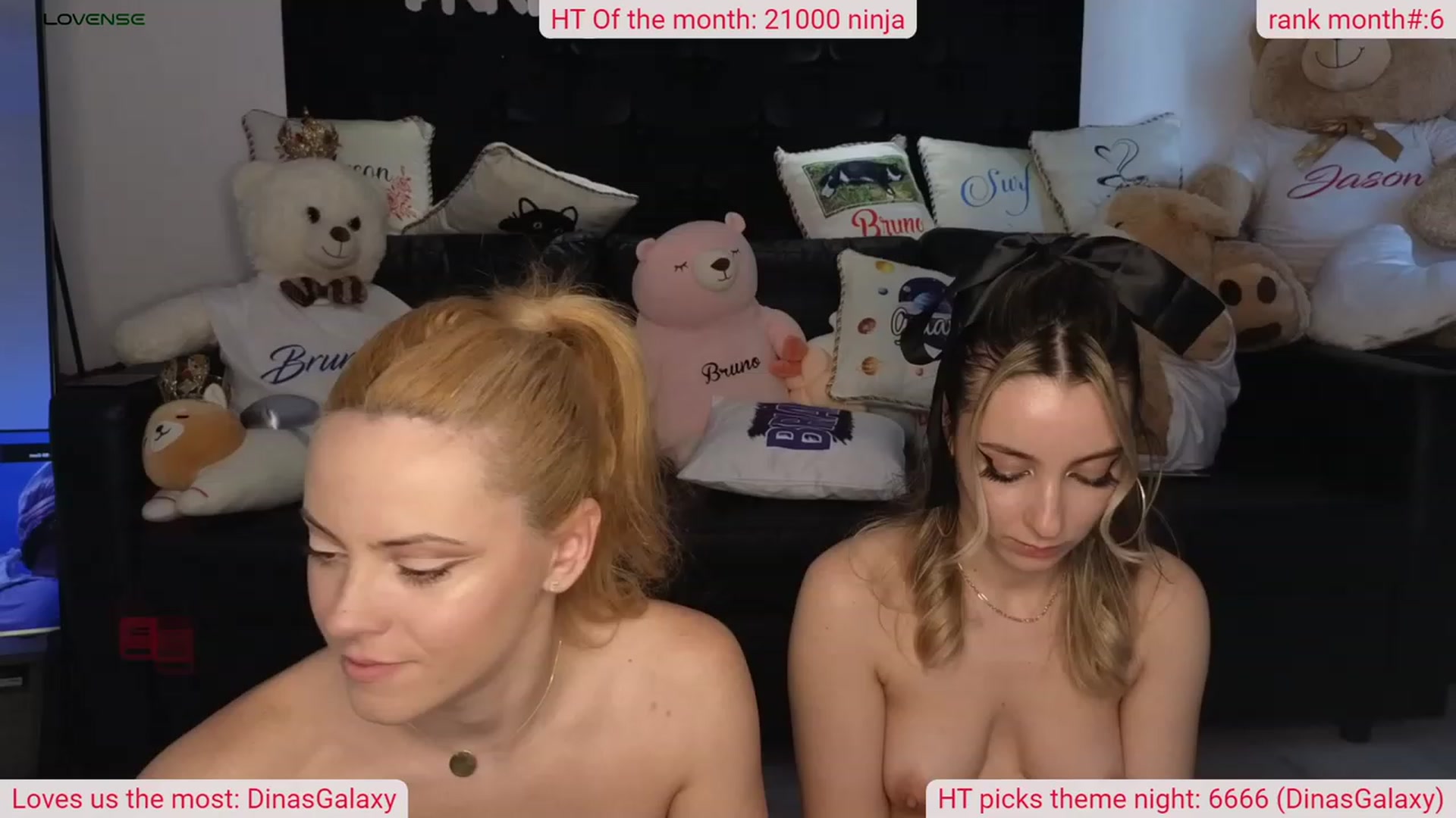Gallery image thumbnail from DinasLibrary's myfreecams stream on, 03/17/2024, 07:43 image 13 of 20