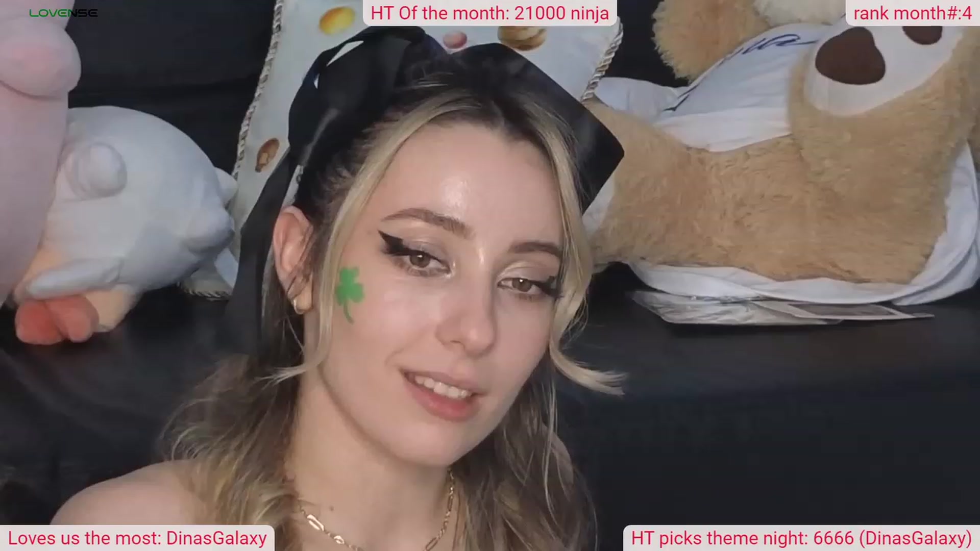 Gallery image thumbnail from DinasLibrary's myfreecams stream on, 03/17/2024, 08:50 image 11 of 20