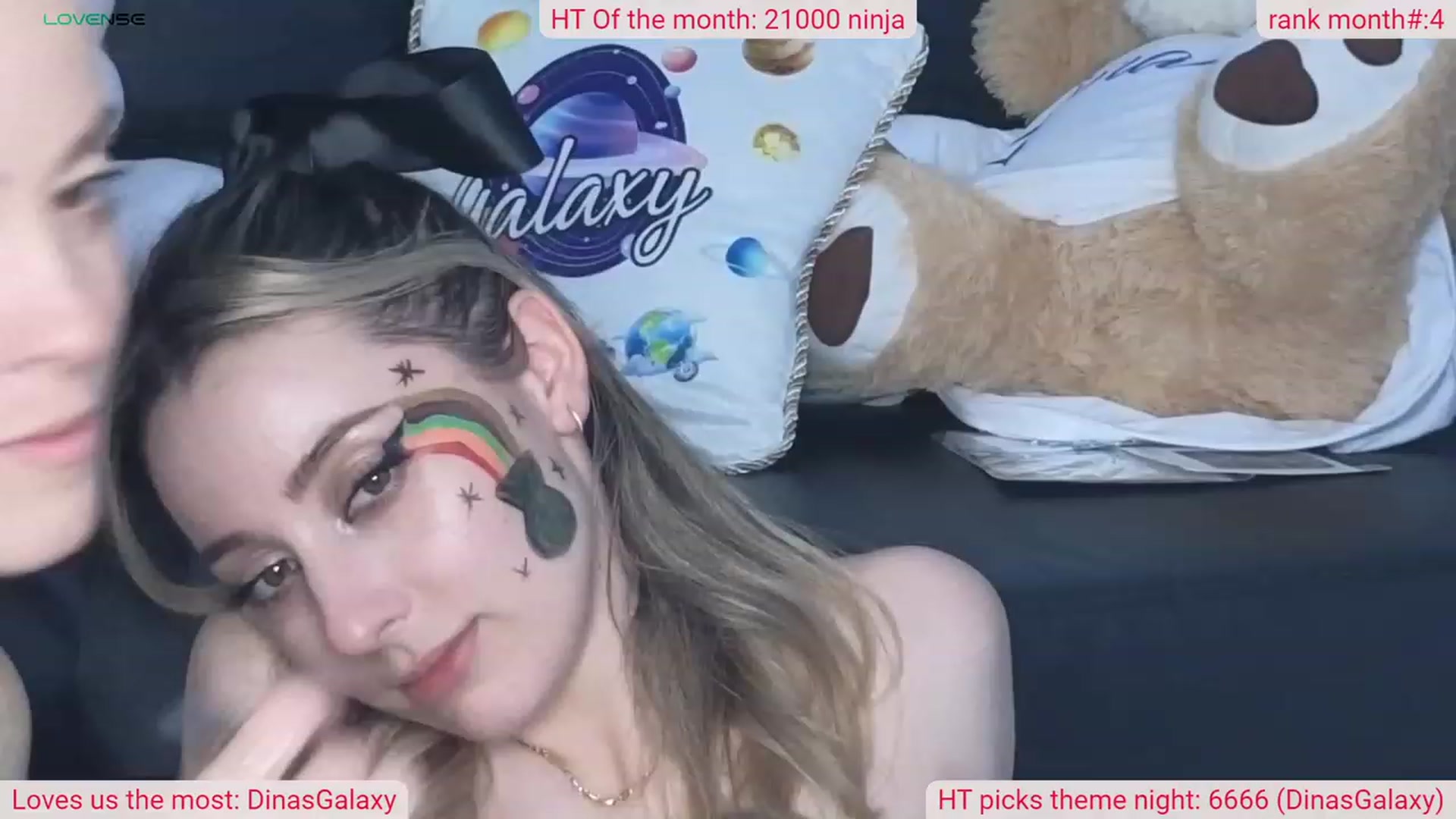 Gallery image thumbnail from DinasLibrary's myfreecams stream on, 03/17/2024, 08:50 image 19 of 20