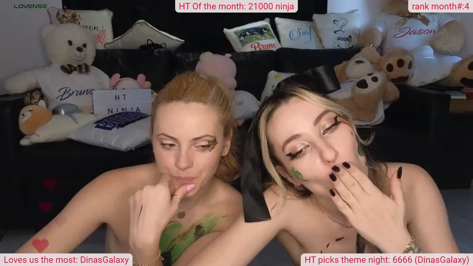 Gallery image thumbnail from DinasLibrary's myfreecams stream on, 03/17/2024, 09:20 image 13 of 20