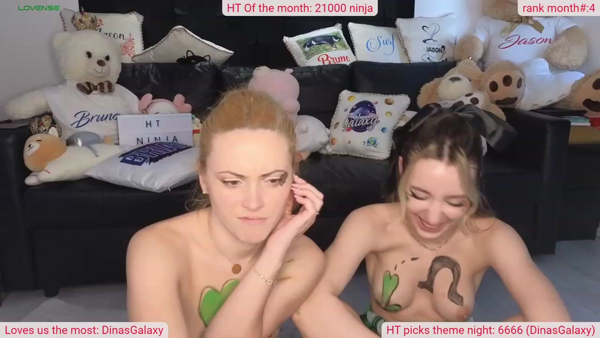 Gallery image thumbnail from DinasLibrary's myfreecams stream on, 03/17/2024, 09:20 image 12 of 20