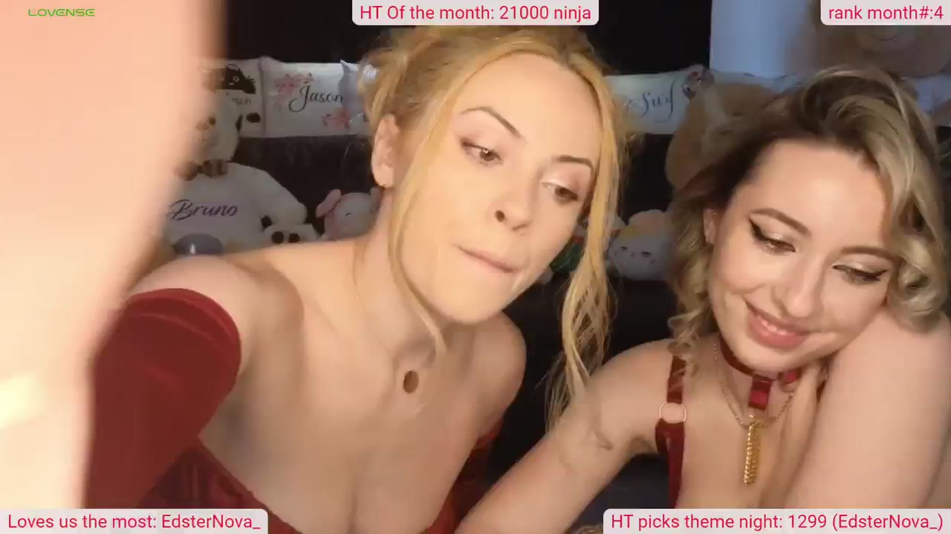 Gallery image thumbnail from DinasLibrary's myfreecams stream on, 03/18/2024, 06:58 image 11 of 20