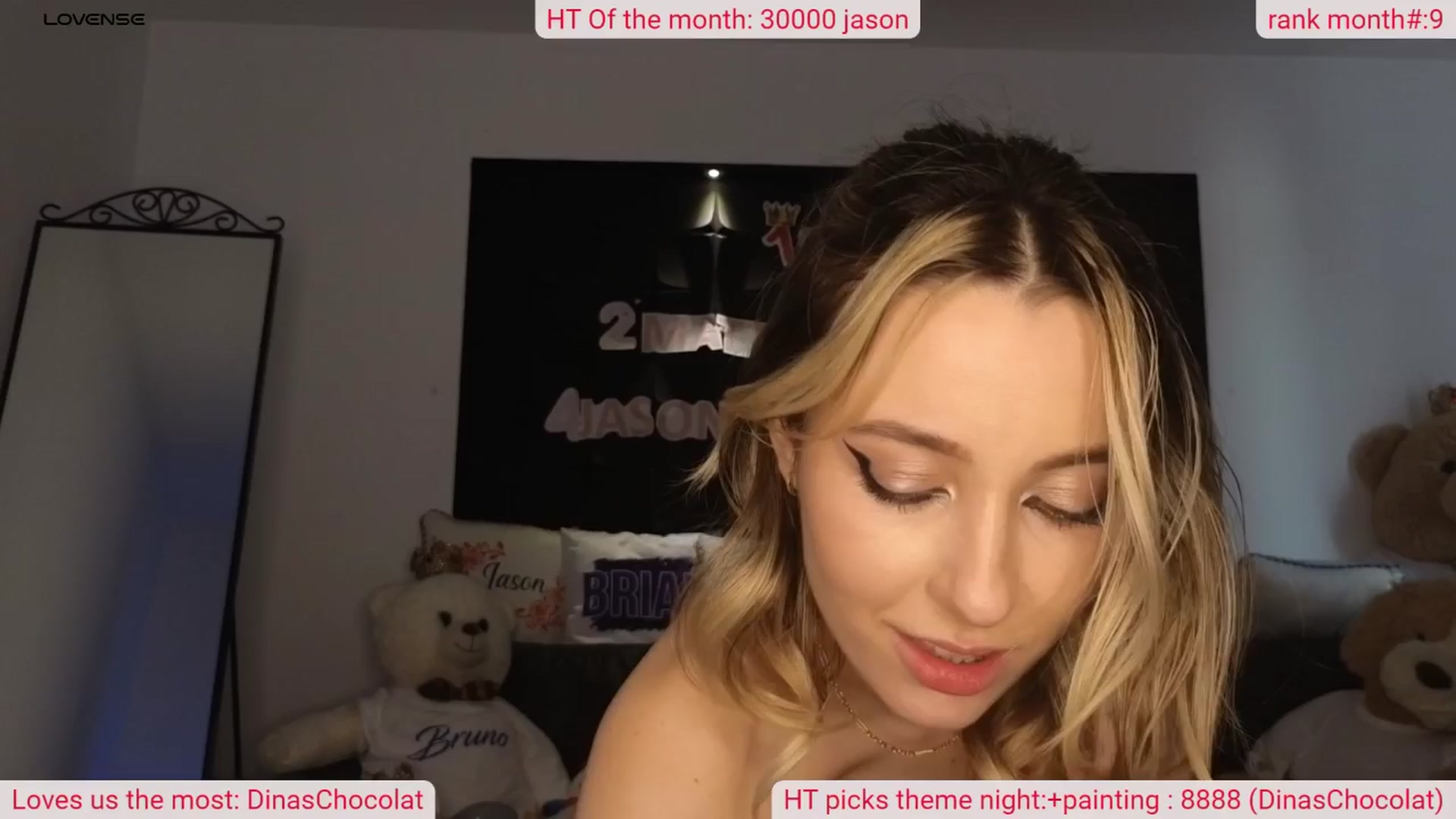 Gallery image thumbnail from DinasLibrary's myfreecams stream on, 03/30/2024, 07:09 image 18 of 20