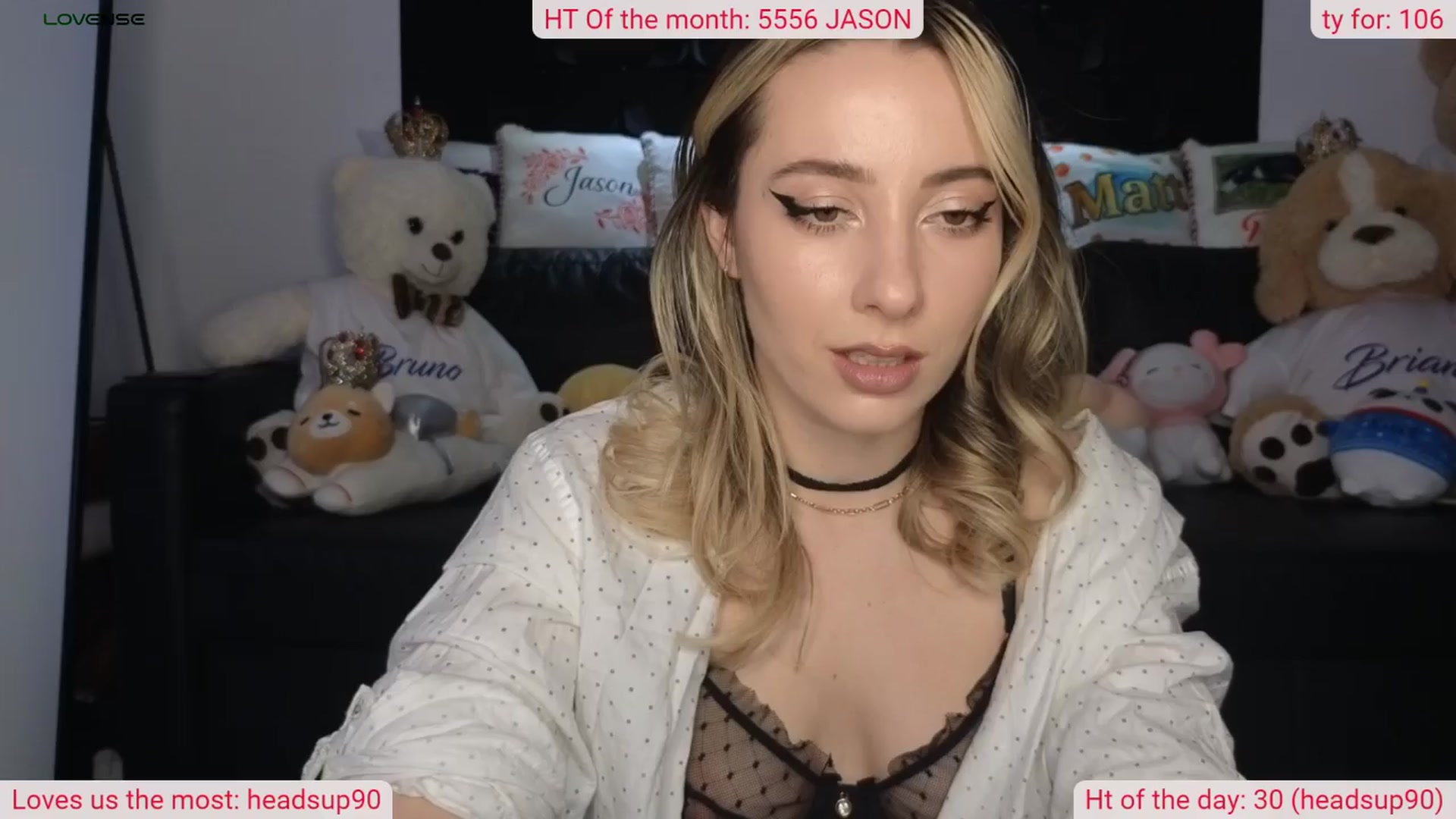 Gallery image thumbnail from DinasLibrary's myfreecams stream on, 04/15/2024, 06:20 image 2 of 20