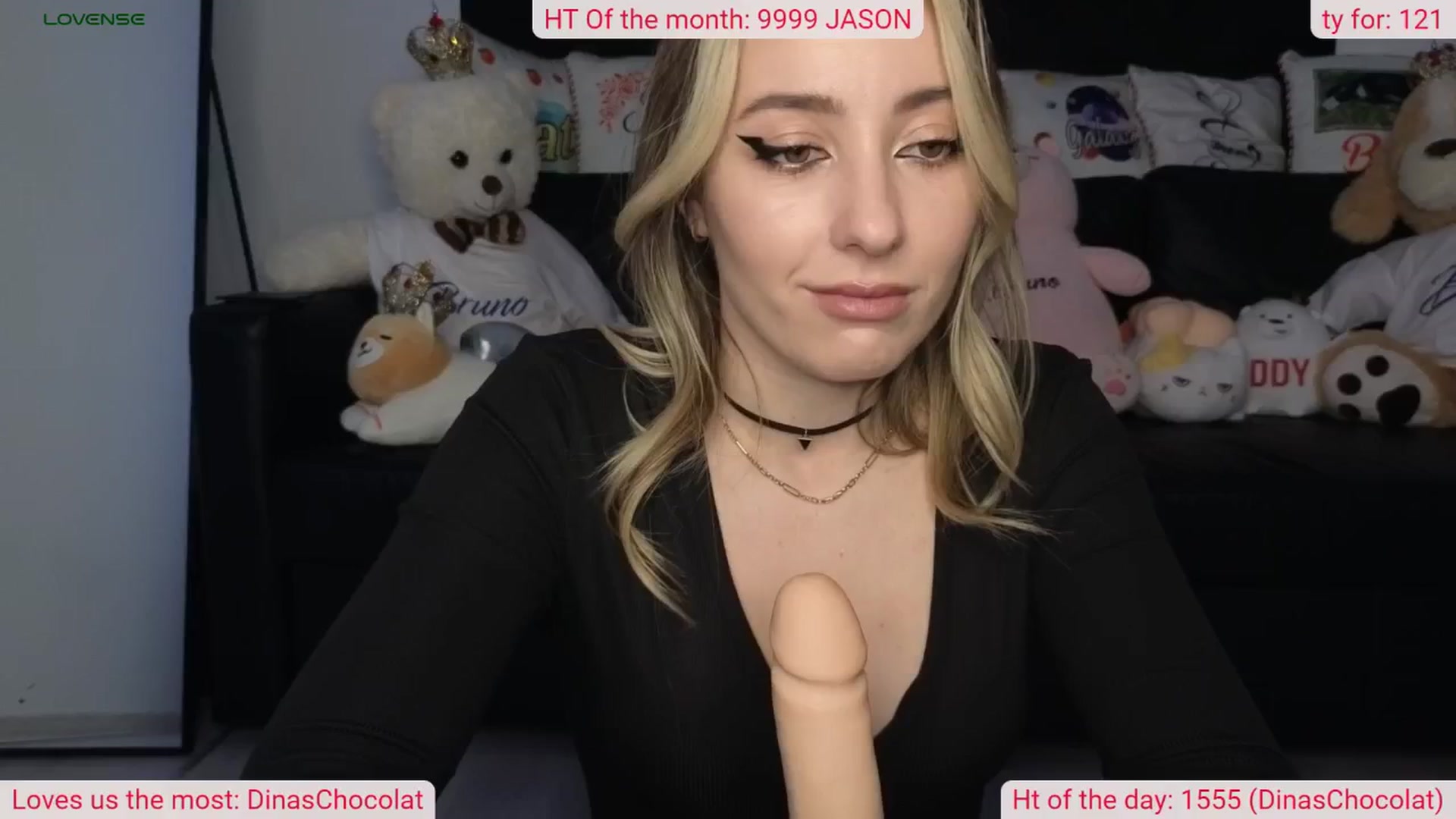 Gallery image thumbnail from DinasLibrary's myfreecams stream on, 04/26/2024, 03:33 image 10 of 20
