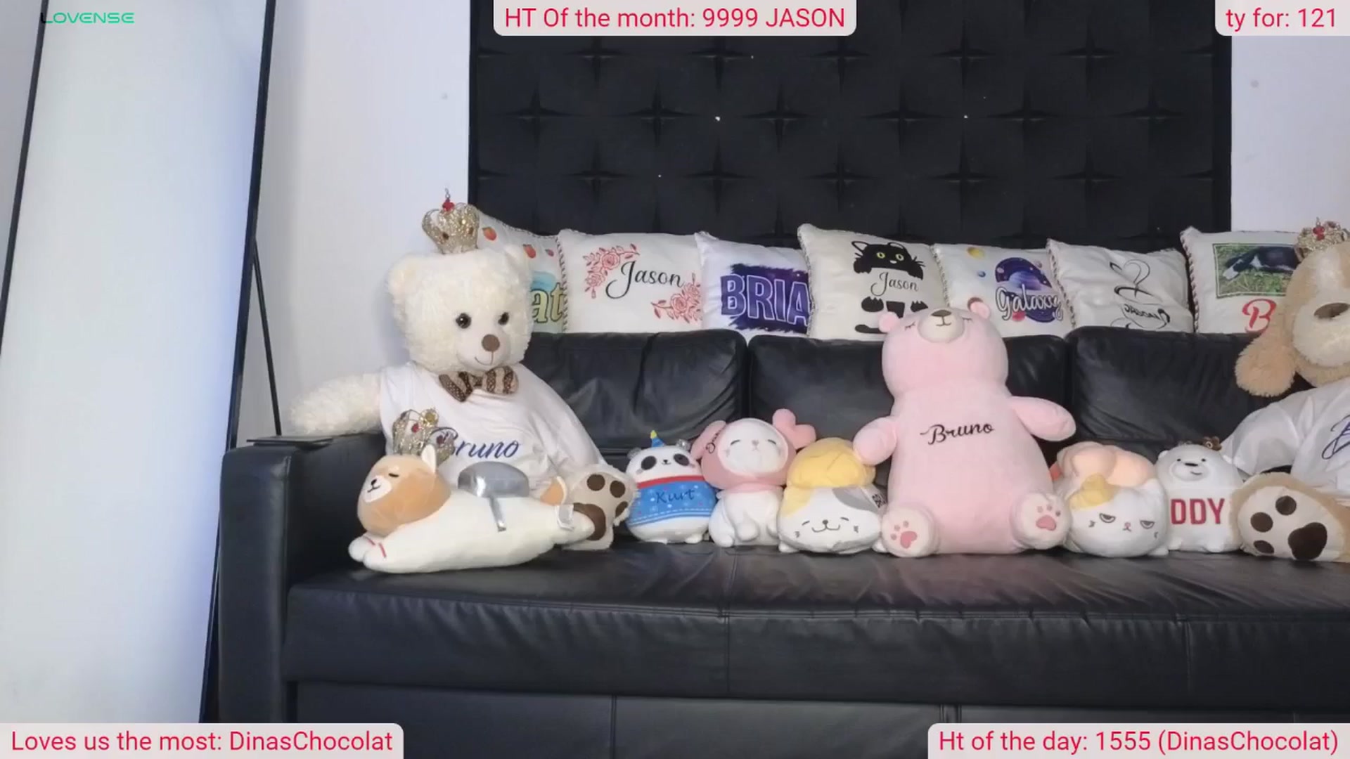 Gallery image thumbnail from DinasLibrary's myfreecams stream on, 04/26/2024, 03:33 image 5 of 20