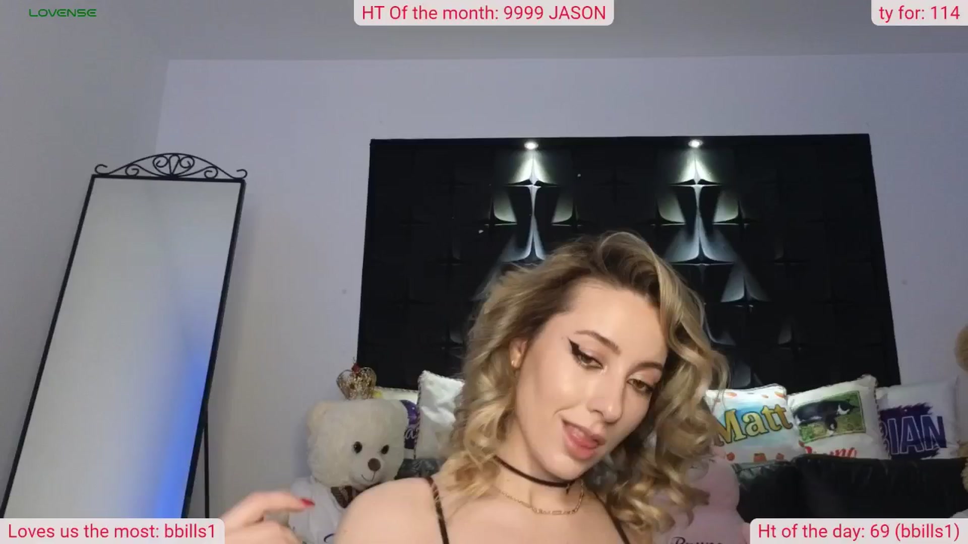 Gallery image thumbnail from DinasLibrary's myfreecams stream on, 04/29/2024, 02:52 image 20 of 20