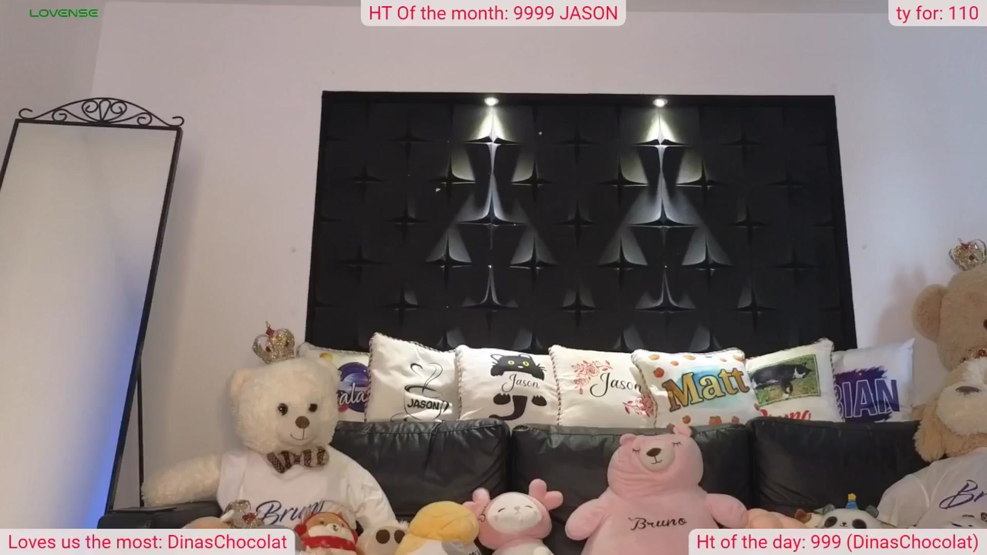 Gallery image thumbnail from DinasLibrary's myfreecams stream on, 04/29/2024, 05:59 image 18 of 20