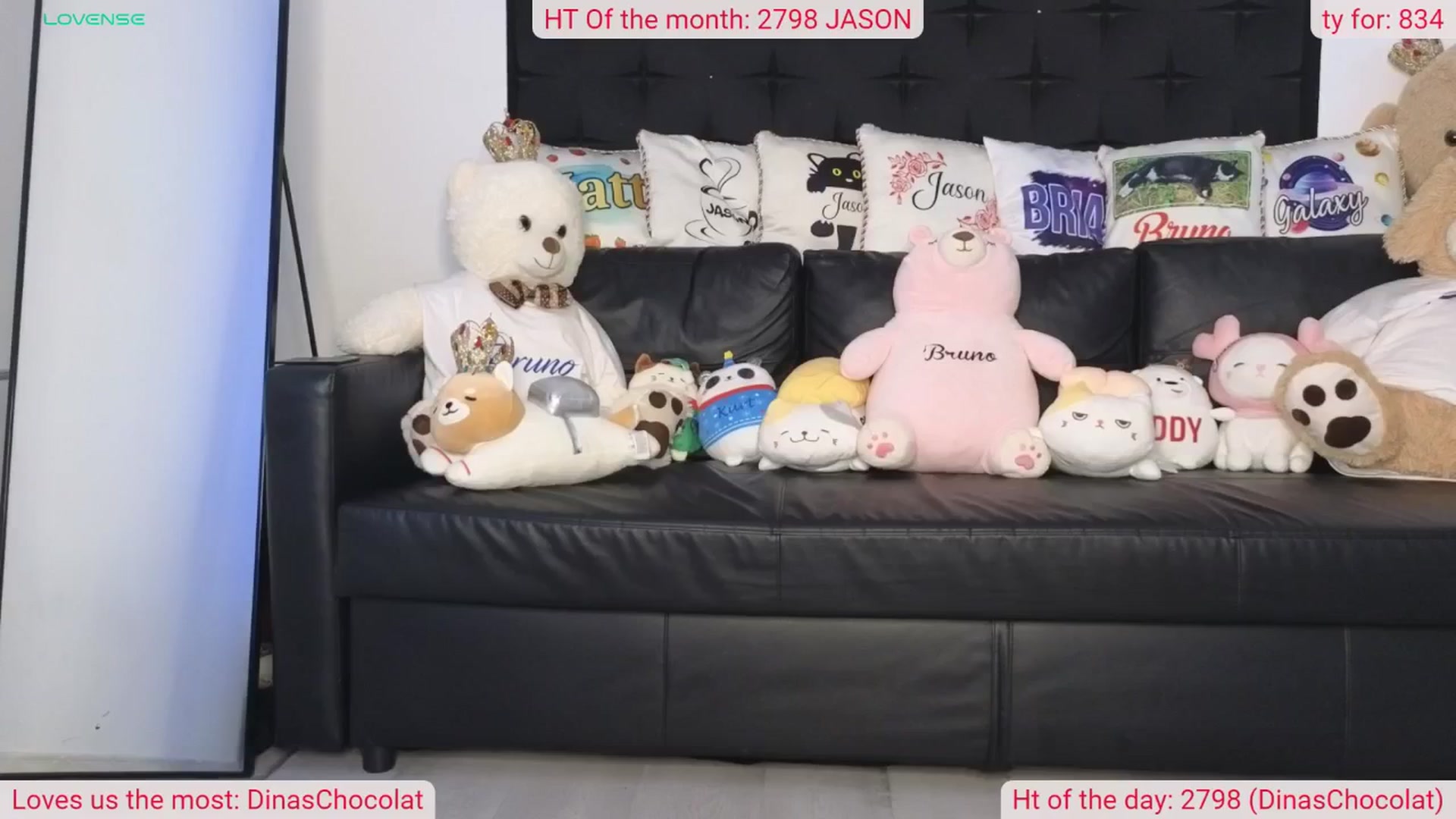 Gallery image thumbnail from DinasLibrary's myfreecams stream on, 05/10/2024, 03:38 image 11 of 20