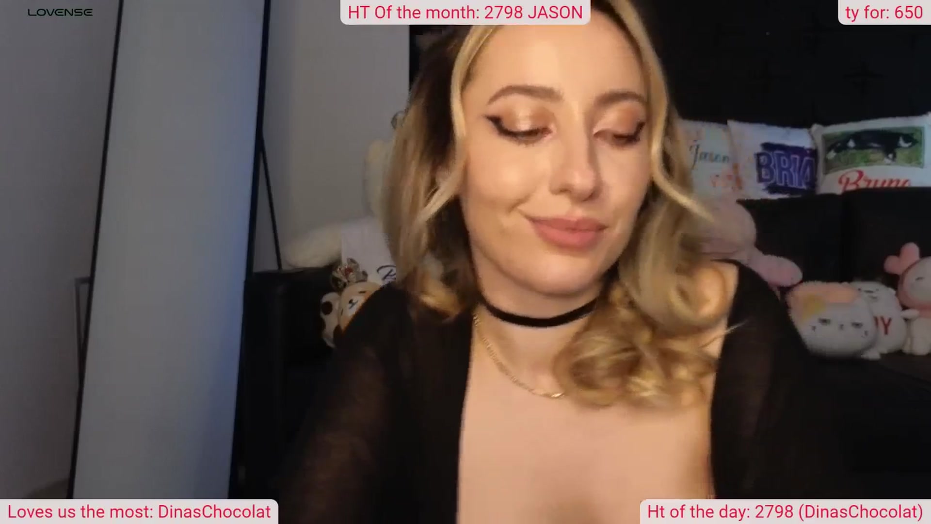 Gallery image thumbnail from DinasLibrary's myfreecams stream on, 05/10/2024, 07:27 image 17 of 20