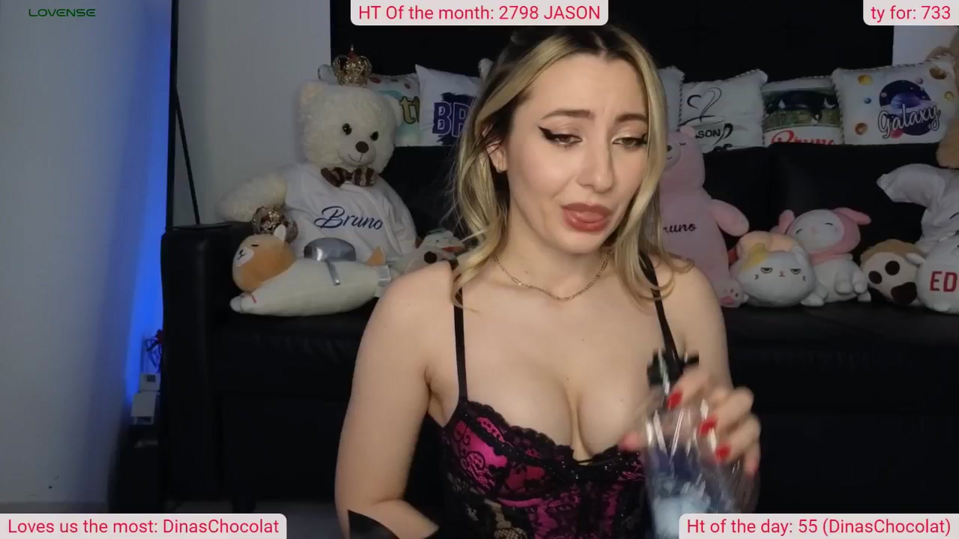 Gallery image thumbnail from DinasLibrary's myfreecams stream on, 05/11/2024, 03:06 image 17 of 20