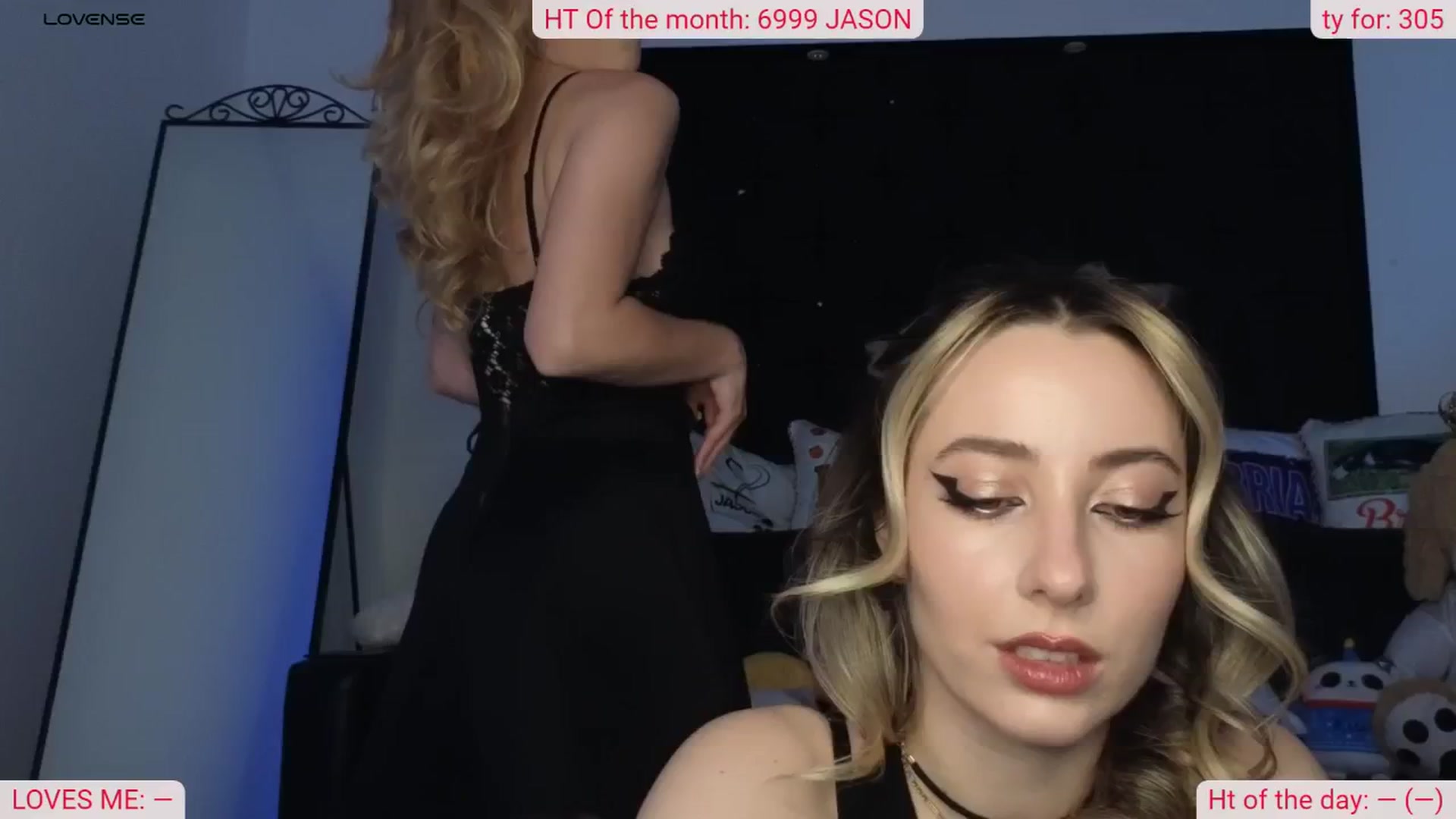 Gallery image thumbnail from DinasLibrary's myfreecams stream on, 05/18/2024, 04:42 image 1 of 20