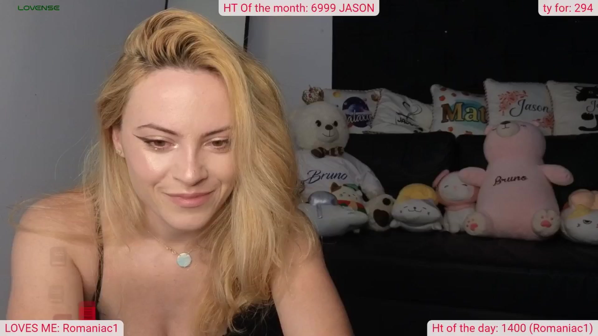 Gallery image thumbnail from DinasLibrary's myfreecams stream on, 05/18/2024, 04:42 image 3 of 20