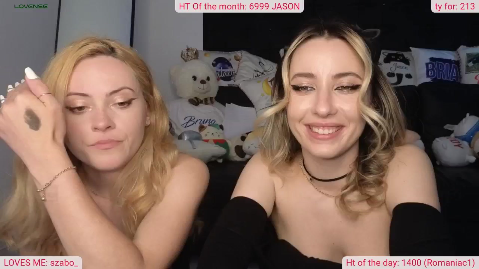 Gallery image thumbnail from DinasLibrary's myfreecams stream on, 05/18/2024, 09:50 image 5 of 20