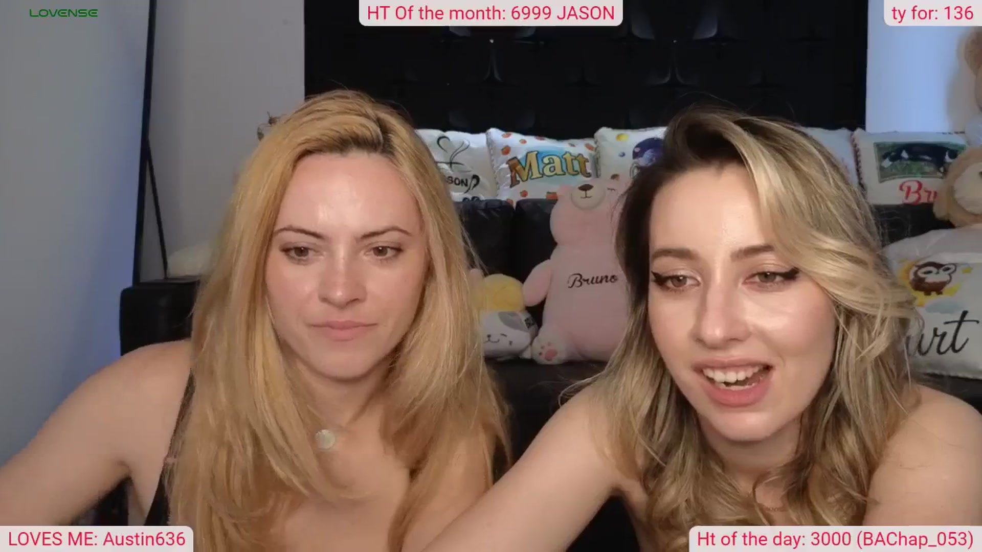 Gallery image thumbnail from DinasLibrary's myfreecams stream on, 05/24/2024, 07:59 image 13 of 20