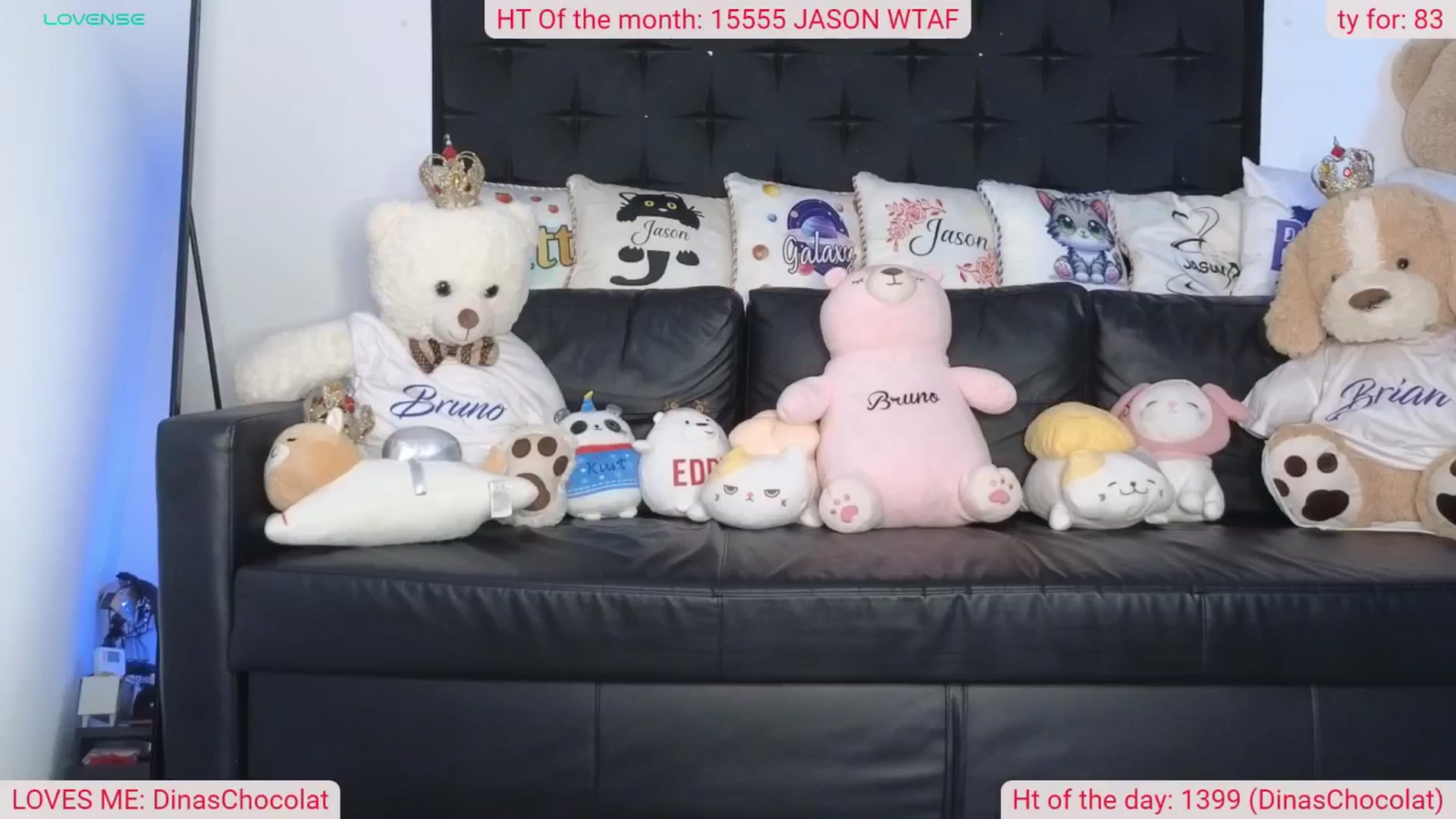 Gallery image thumbnail from DinasLibrary's myfreecams stream on, 06/01/2024, 03:33 image 17 of 20