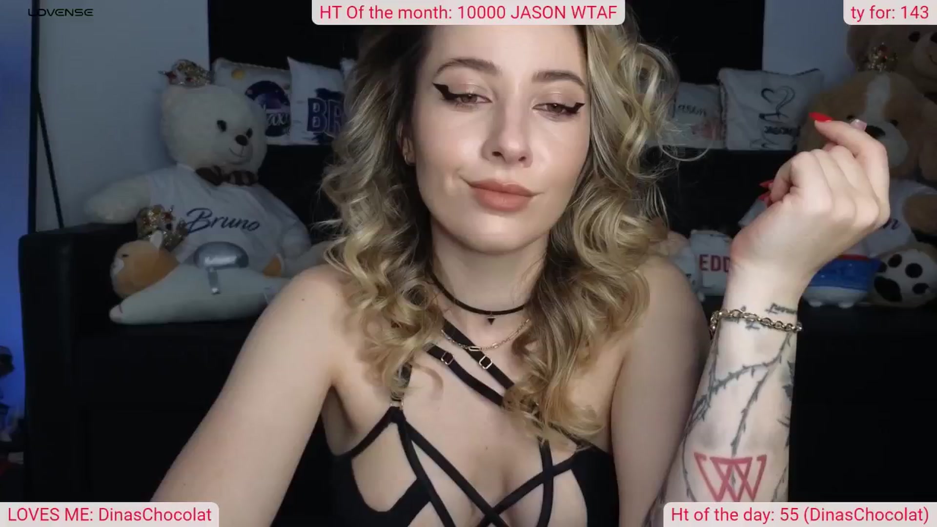 Gallery image thumbnail from DinasLibrary's myfreecams stream on, 06/07/2024, 04:14 image 1 of 20